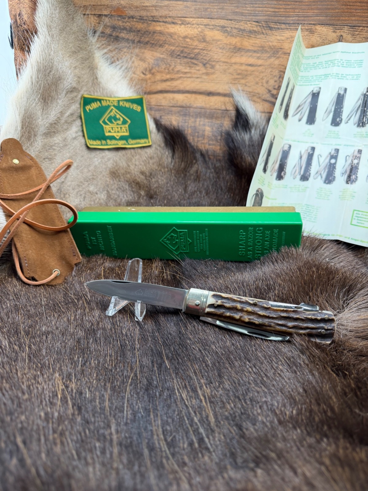 1970 Vintage Puma 944 Jagdmesser Knife With Stag Handles Mint Factory G / G Box 1970 Vintage Puma 944 Jagdmesser Knife With Stag Handles Mint Factory G / G Box