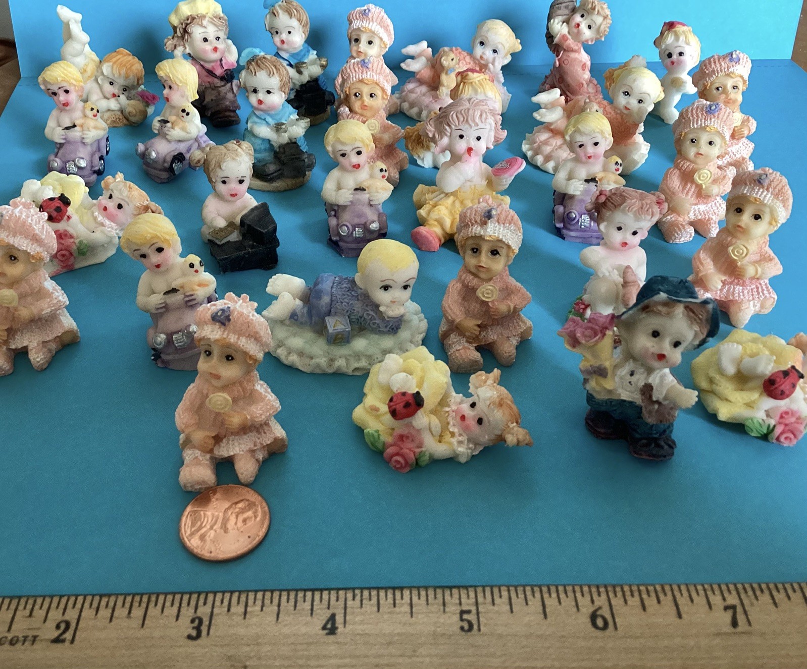 RARE Mixed Lot of 30 Vintage MINIATURE FIGURINES Babies Baby Boy Girl Trinkets RARE Mixed Lot of 30 Vintage MINIATURE FIGURINES Babies Baby Boy Girl Trinkets