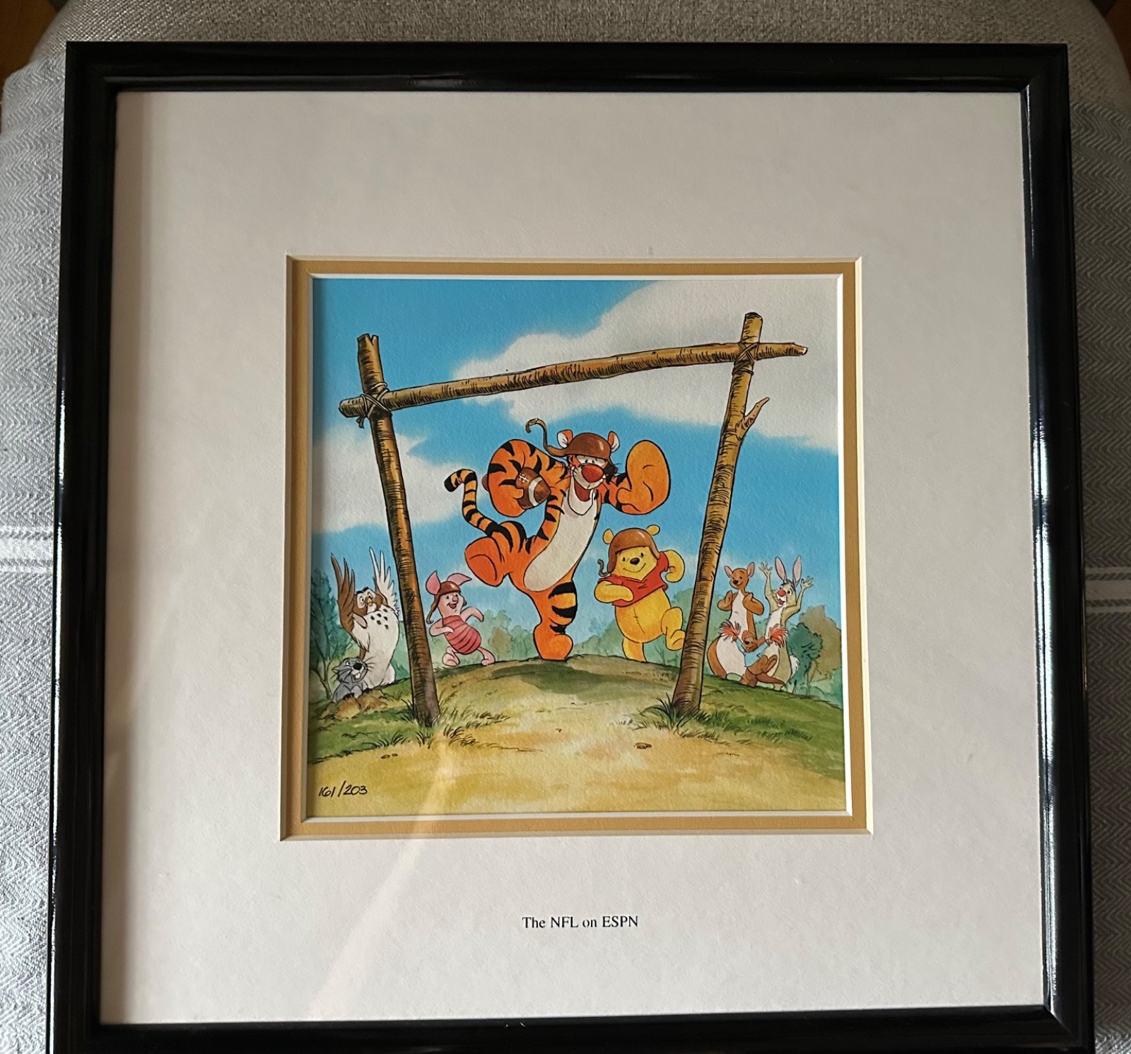 This listing is for a beautiful matching pair of officially licensed Disney Art This listing is for a beautiful matching pair of officially licensed Disney Art