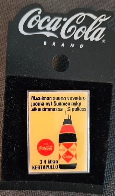 Vintage Coca Cola Pin - Finland - "COKE NOW IN FINLAND'S OLDEST CITY" - 1990's Vintage Coca Cola Pin - Finland - "COKE NOW IN FINLAND'S OLDEST CITY" - 1990's