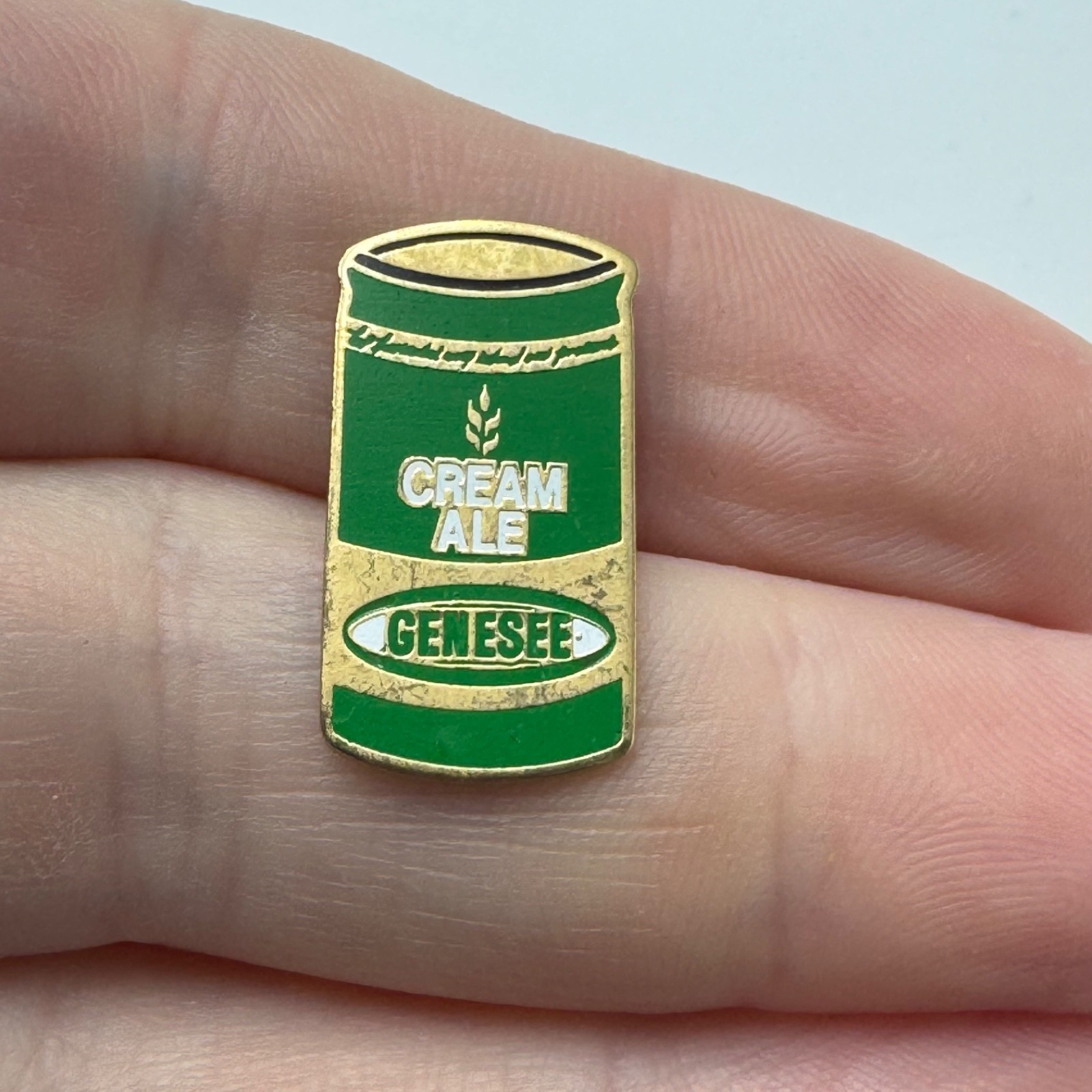 Vintage Genesee Cream Ale Beer Can Logo Lapel Pin Green Gold Brewery Advertising