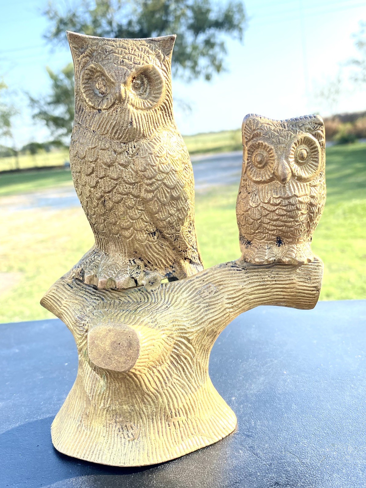 Vintage Mid Century Brass Owl & Owlet On Log Detailed Etchings 2.2 lbs/7” tall Vintage Mid Century Brass Owl & Owlet On Log Detailed Etchings 2.2 lbs/7” tall
