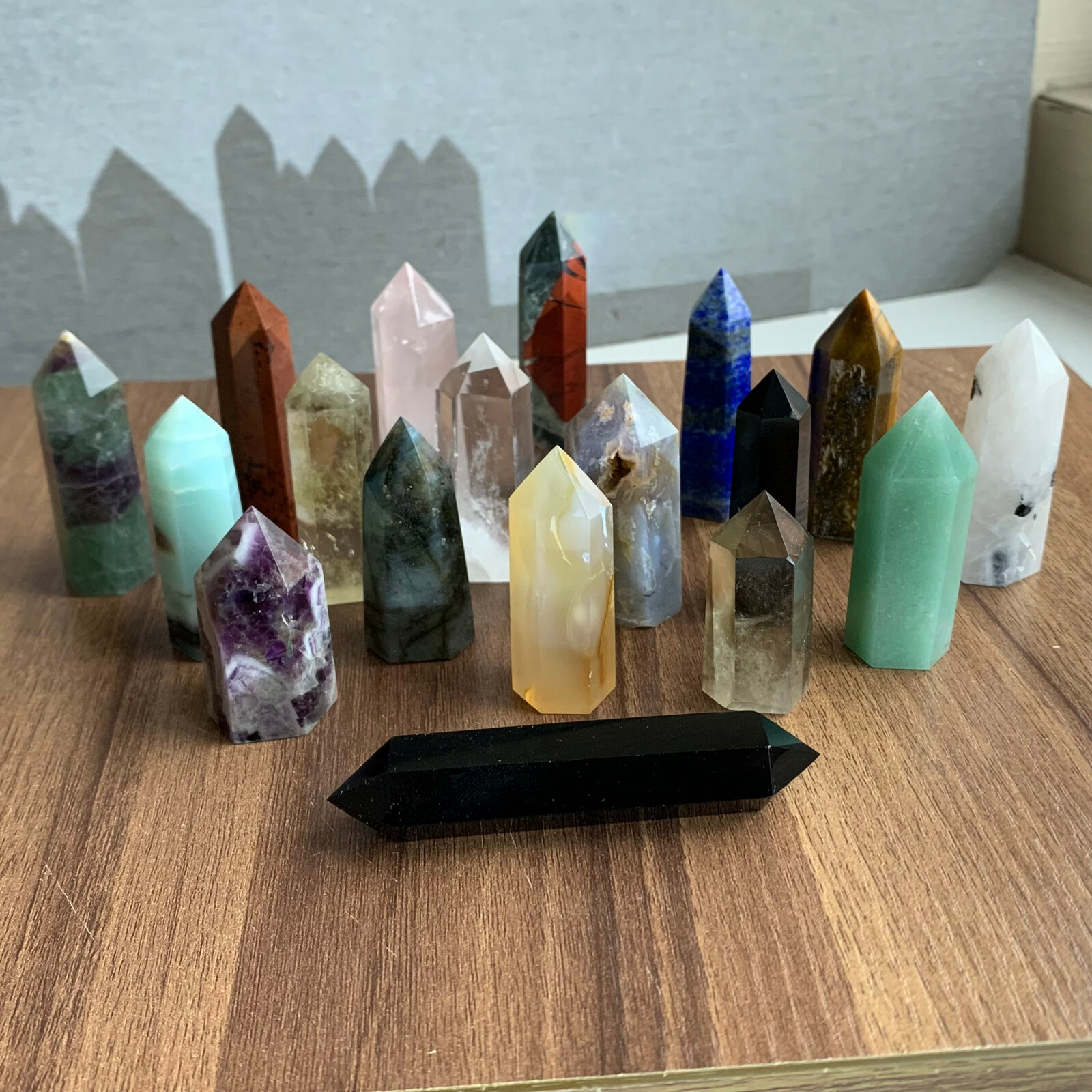 18pcs A lot natural quartz obelisk crystal wand point healing send randomly 18pcs A lot natural quartz obelisk crystal wand point healing send randomly
