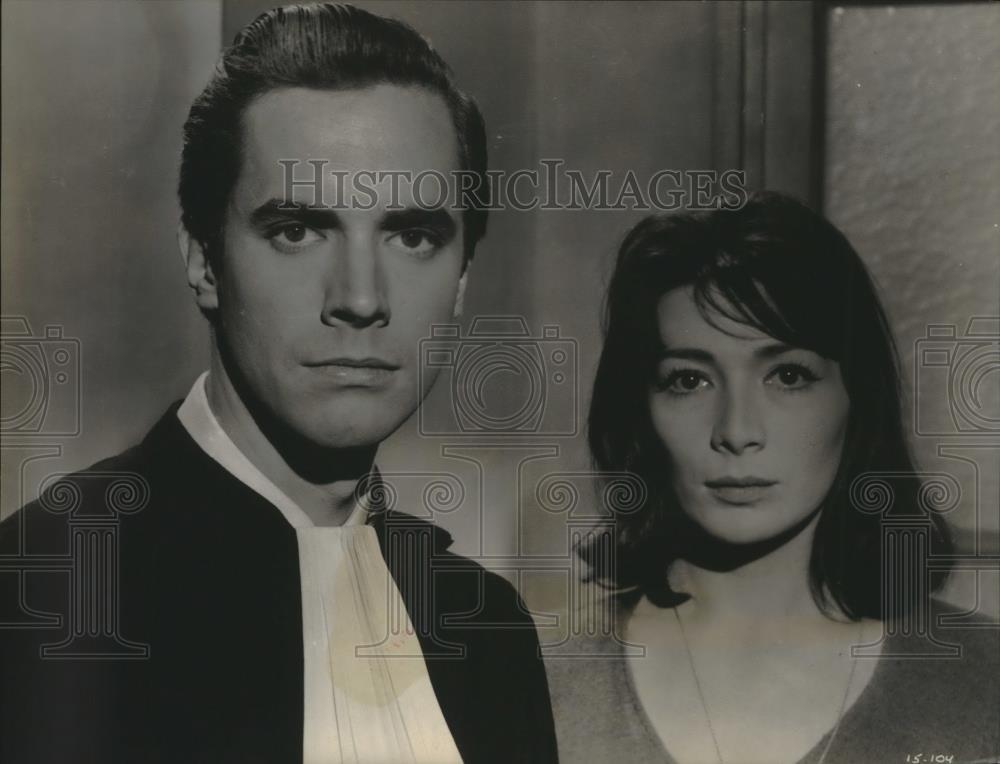 1960 Press Photo Brad Dillman and Juliette Greco, actors - nox17074 1960 Press Photo Brad Dillman and Juliette Greco, actors - nox17074