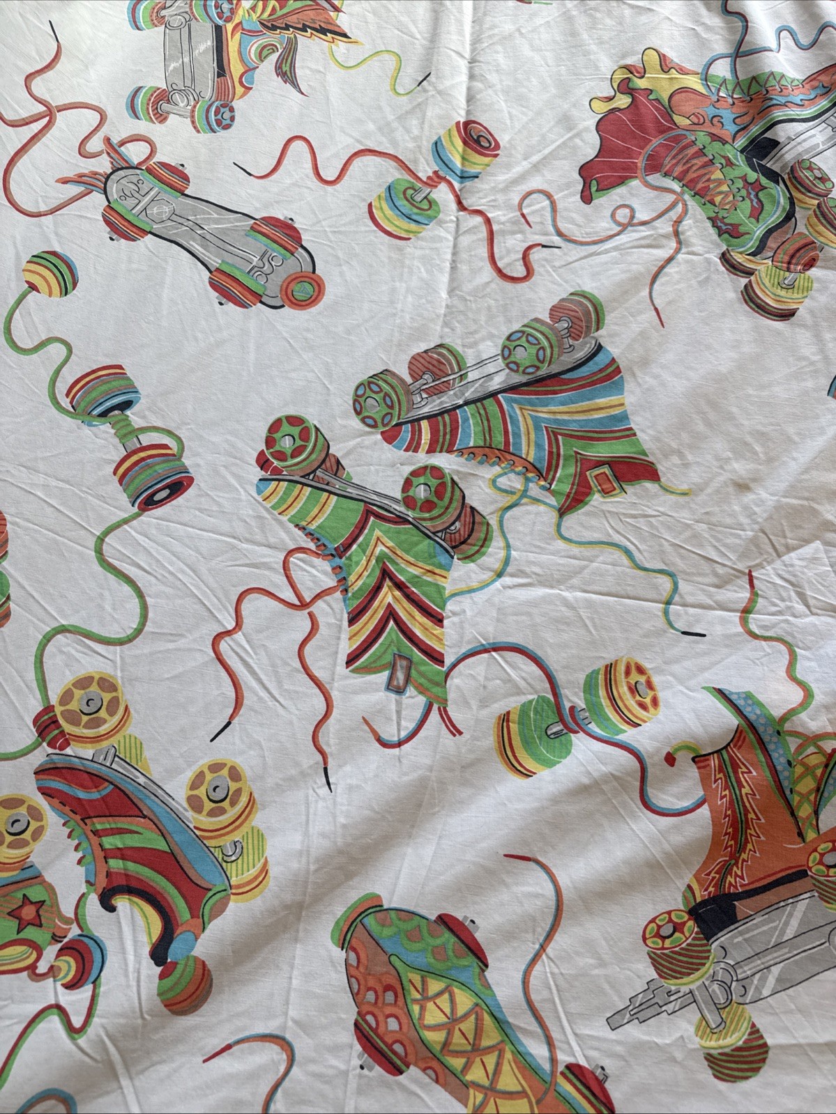 VTG Cannon Royal Family Full Sheet Set Roller Skates 70s 80s Retro Fabric RARE