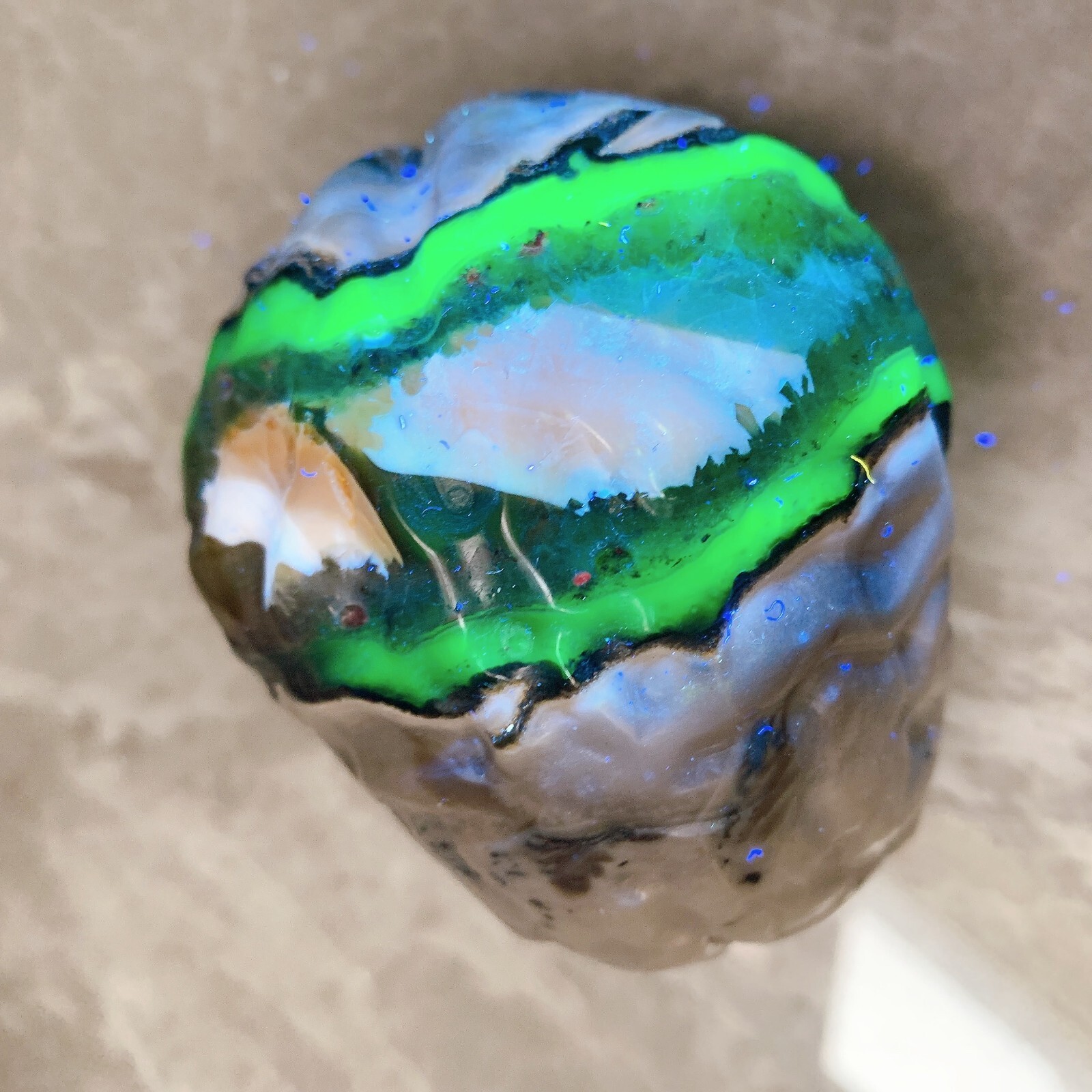1pc Natural Volcanic agate brain Crystal brain carving Healing Home decoration 1pc Natural Volcanic agate brain Crystal brain carving Healing Home decoration