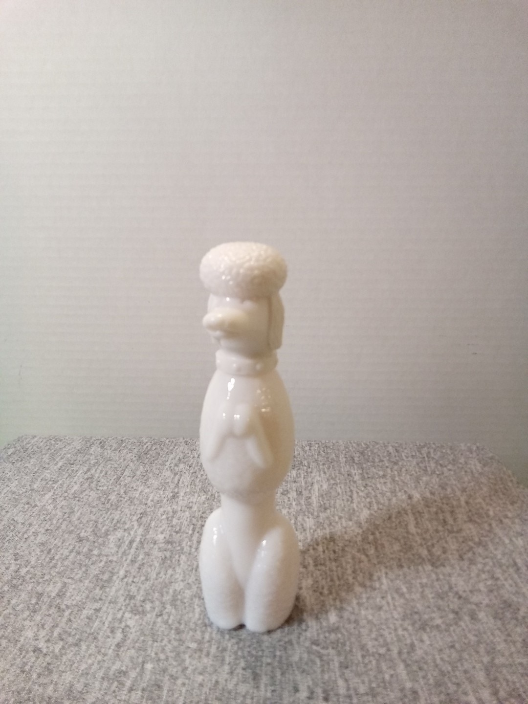 Vintage Avon " Here' My Heart " Poodle Cologne Bottle From The 70's Vintage Avon " Here' My Heart " Poodle Cologne Bottle From The 70's