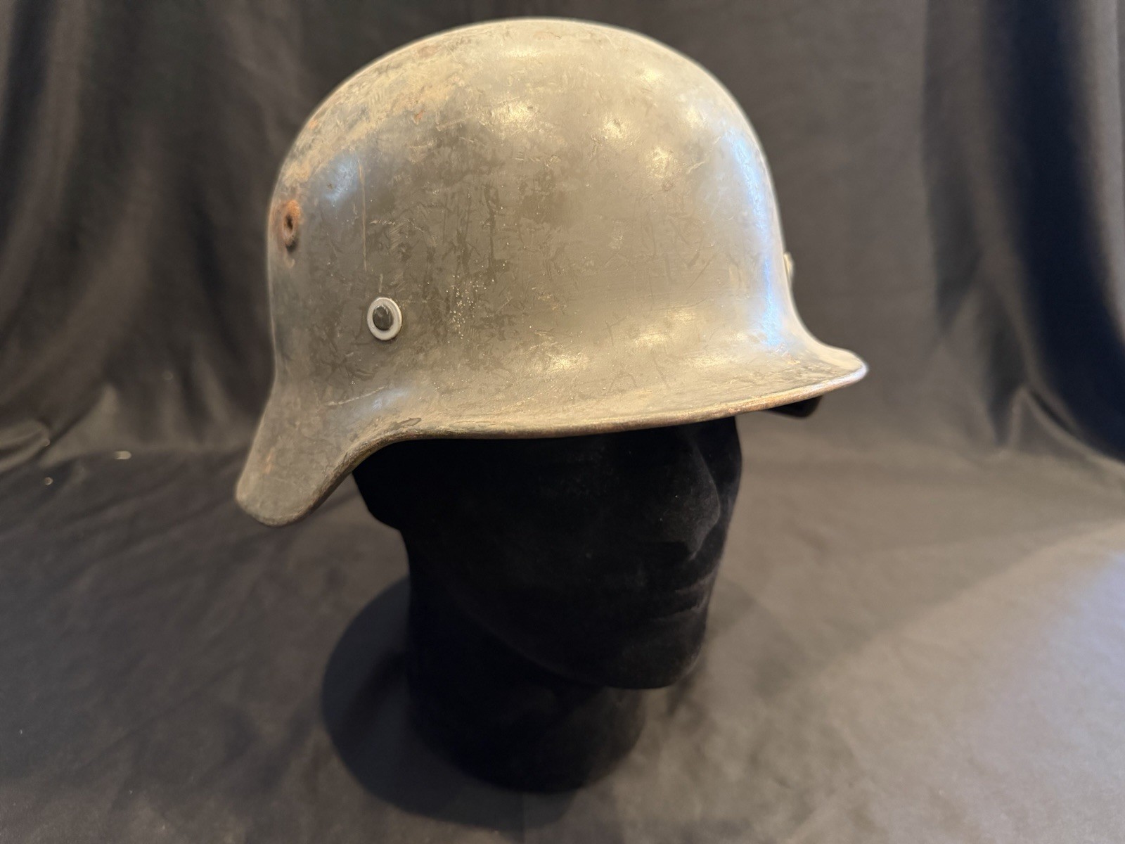 WWII WW2 German M40/55 Stahlhelm Helmet 1 Helmet per Order WWII WW2 German M40/55 Stahlhelm Helmet 1 Helmet per Order