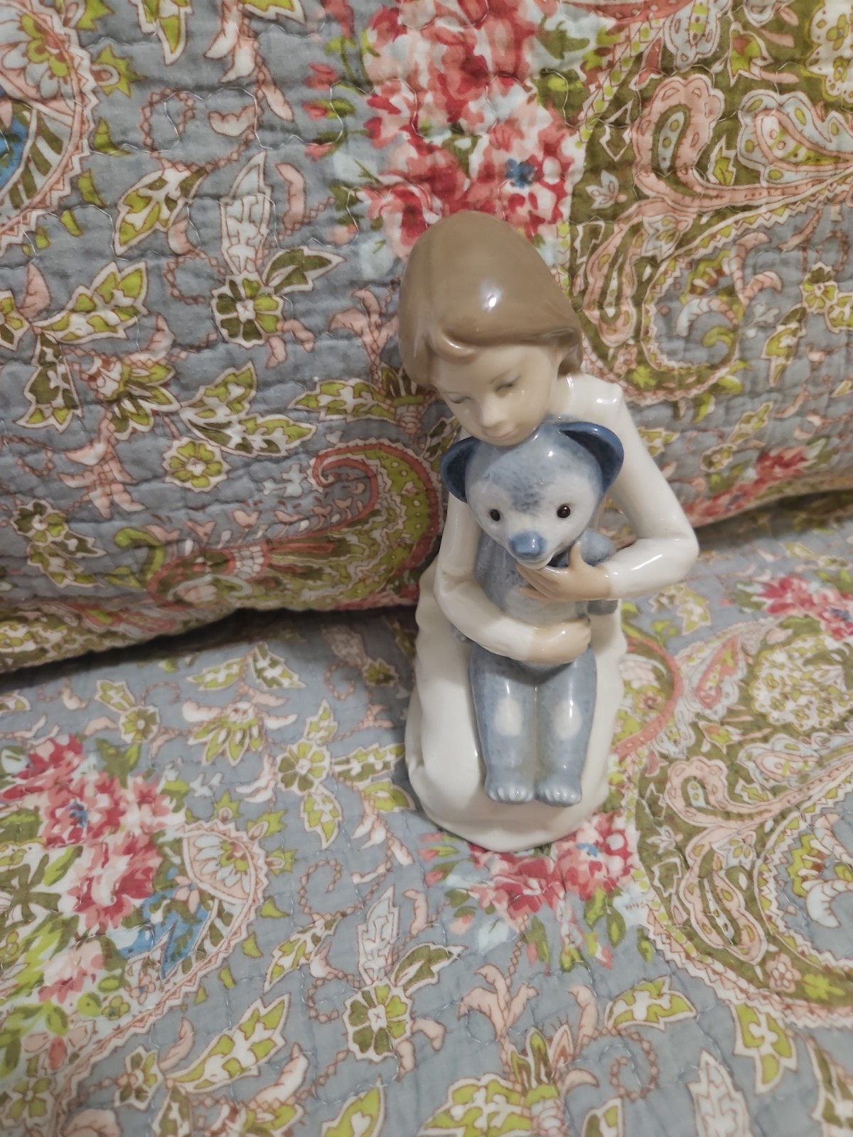 Nao by Lladró "My Teddy Bear" (Model #0145) FIGURINE EUC Nao by Lladró "My Teddy Bear" (Model #0145) FIGURINE EUC