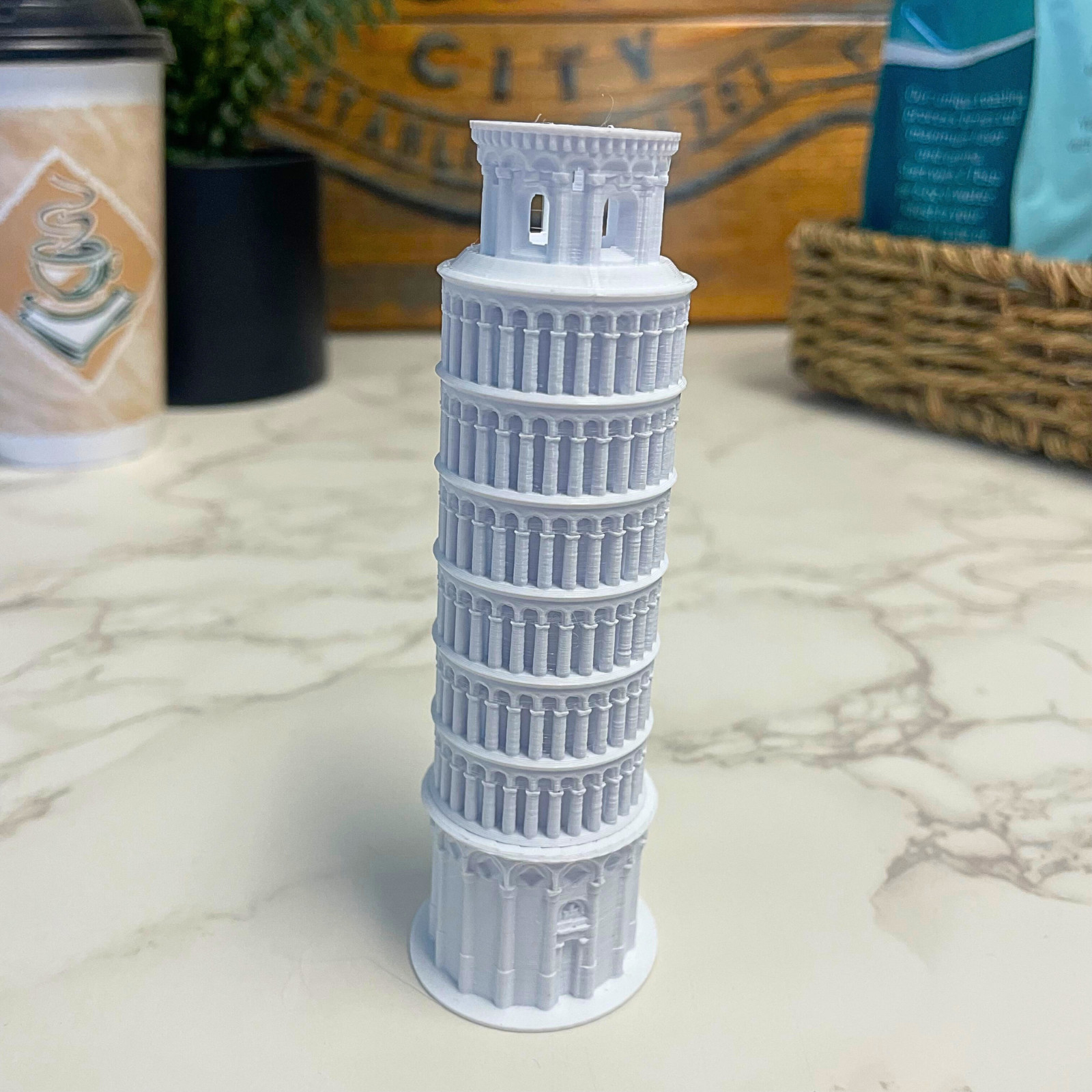 Leaning Tower of Pisa Model Statue,Small Scale Replica Italian Landmark Souvenir Leaning Tower of Pisa Model Statue,Small Scale Replica Italian Landmark Souvenir