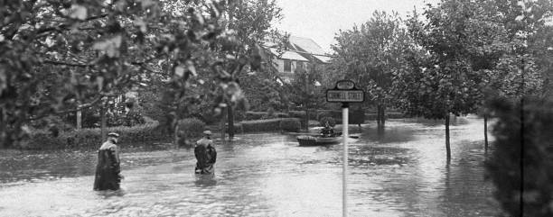 Flooding caused by the New England Hurricane of 1938 aka Long Isla .. Old Photo Flooding caused by the New England Hurricane of 1938 aka Long Isla .. Old Photo