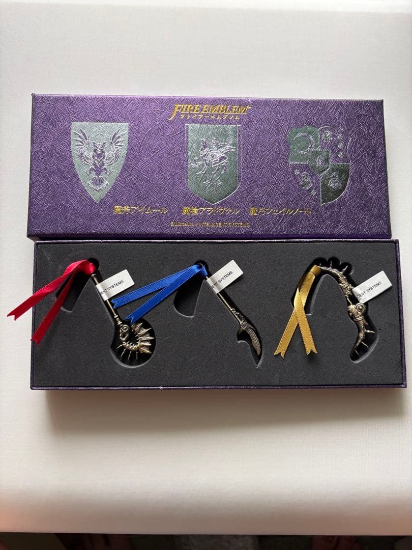 Fire Emblem Armory Collection Mini 3-Piece Set Fire Emblem Armory Collection Mini 3-Piece Set