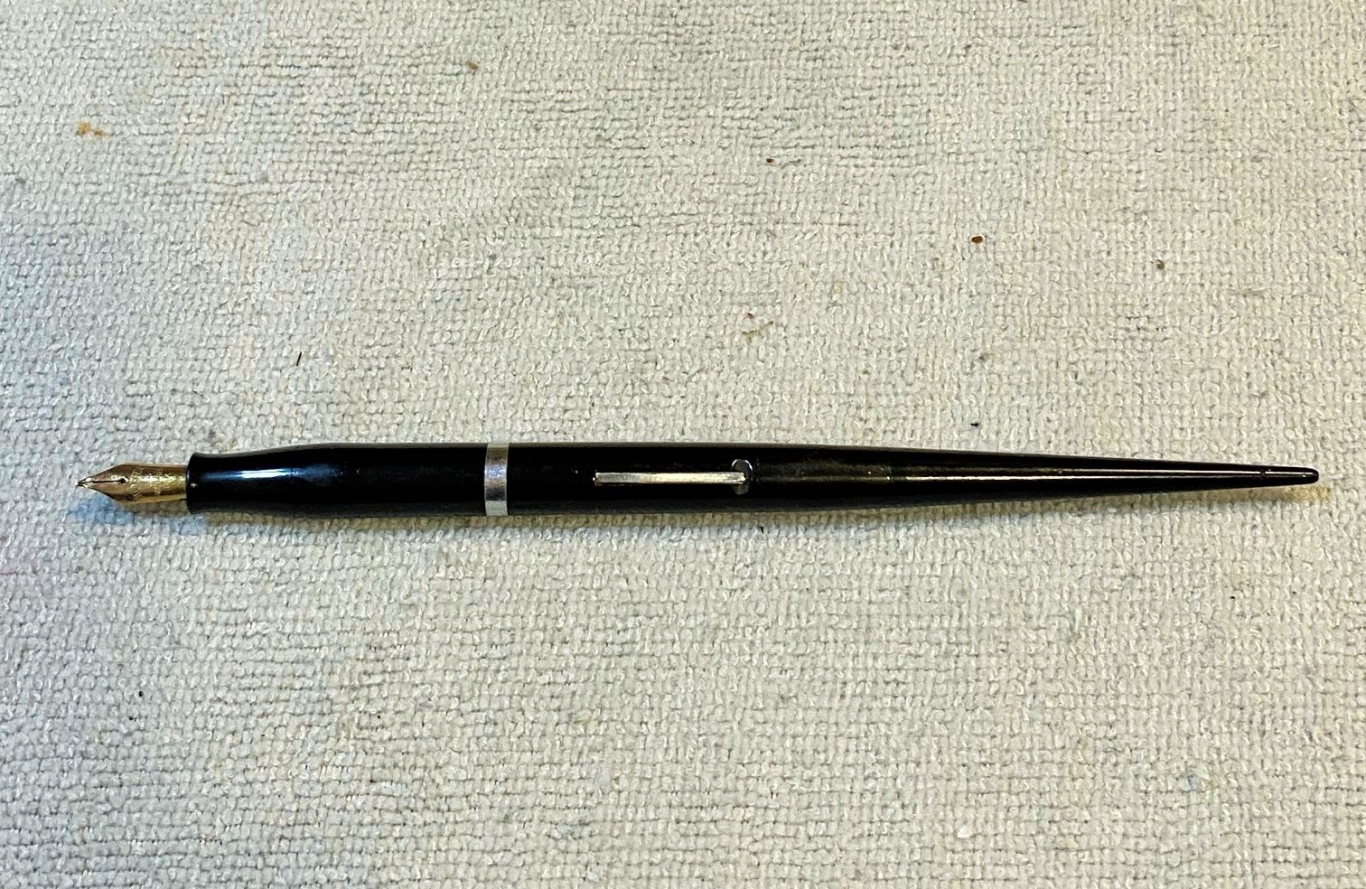 Vintage Shaeffer # 33 Lever Filler Fountain Pen 14kt Gold Nib 1940's~EUC Vintage Shaeffer # 33 Lever Filler Fountain Pen 14kt Gold Nib 1940's~EUC