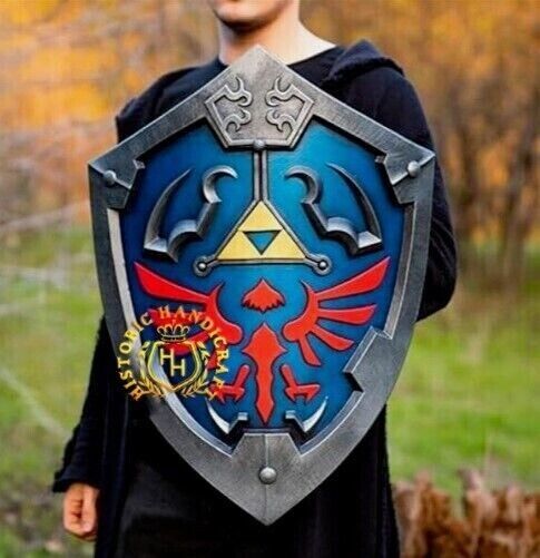 Medieval Legend of Zelda Shield Wooden Hylian Shield Templar Wall Décor Shield