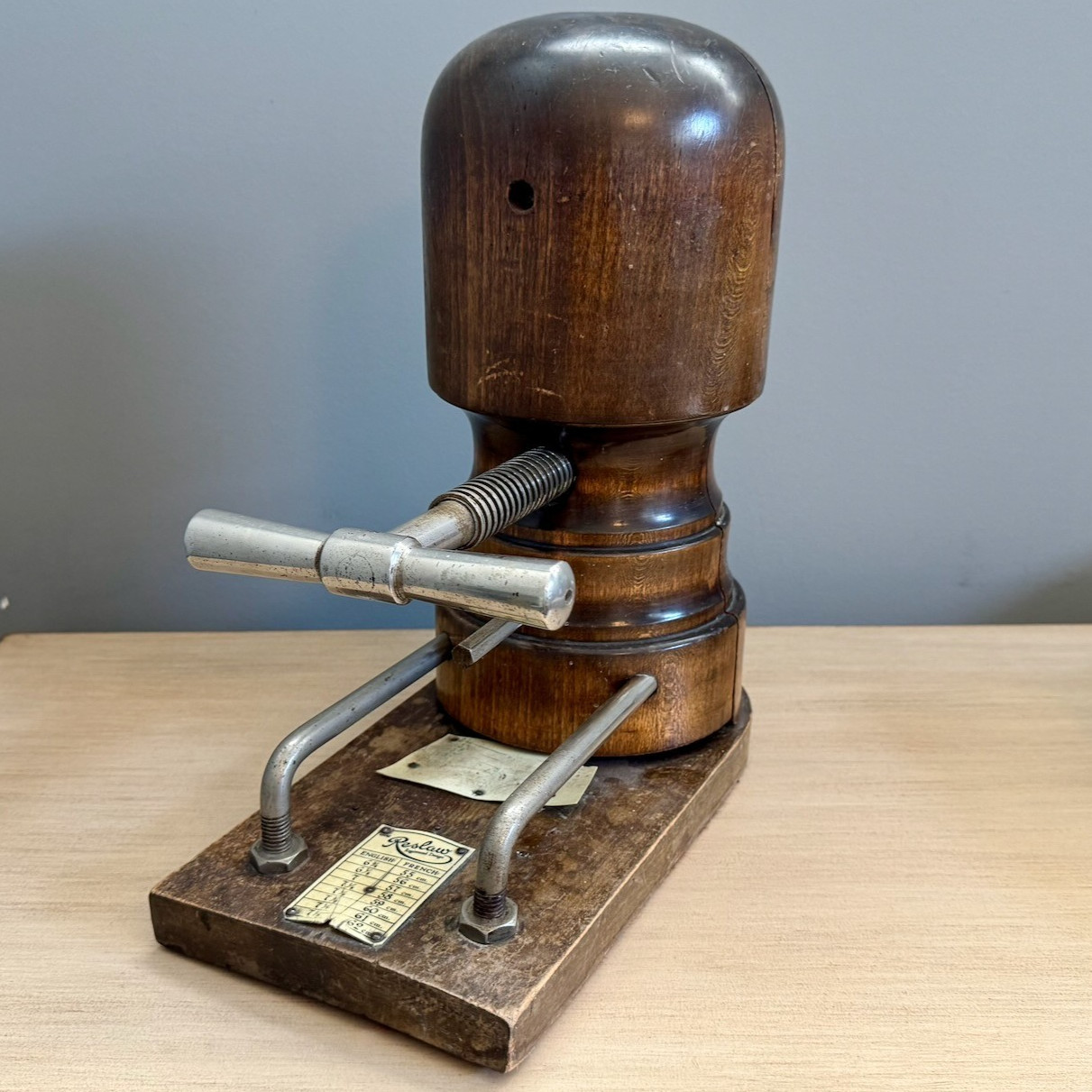 Antique Reslaw Mechanical Millinery Wooden Hat Stretcher Shop Display Stand​