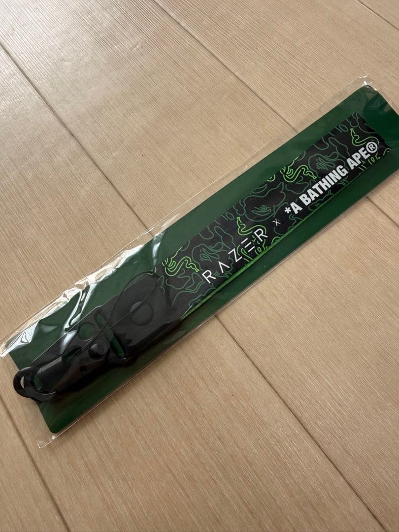 A Bathing Ape BAPE x Razer Collaboration Lanyard Strap Keychain Limited A Bathing Ape BAPE x Razer Collaboration Lanyard Strap Keychain Limited
