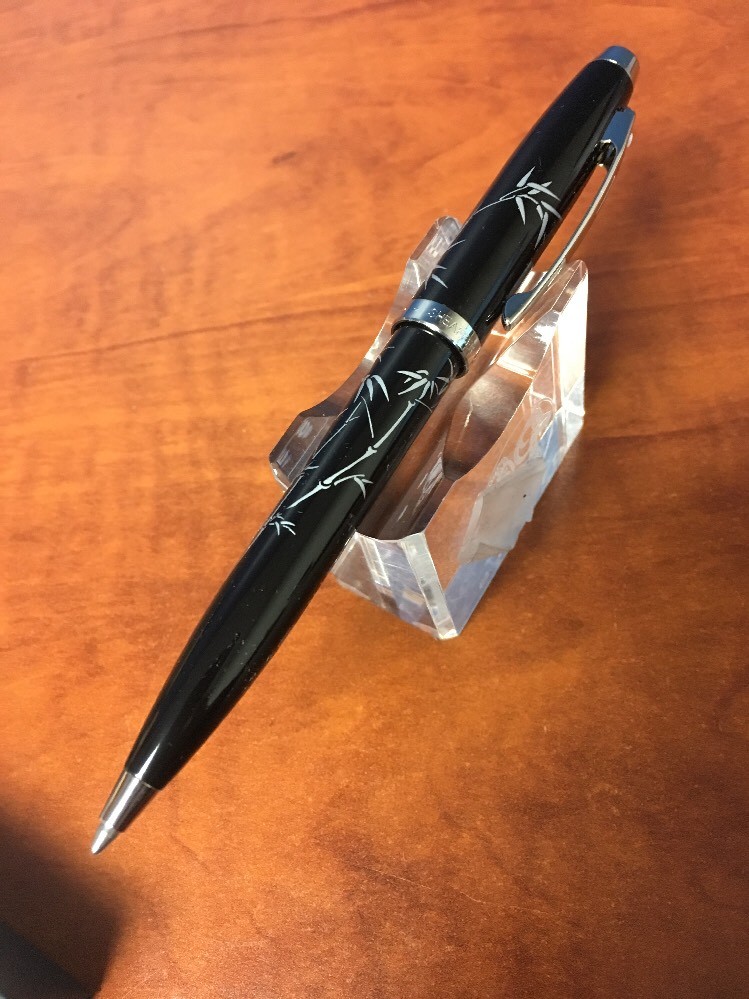 Sheaffer 100 Friends Of Winter - Bamboo Ballpoint Pen Sheaffer 100 Friends Of Winter - Bamboo Ballpoint Pen