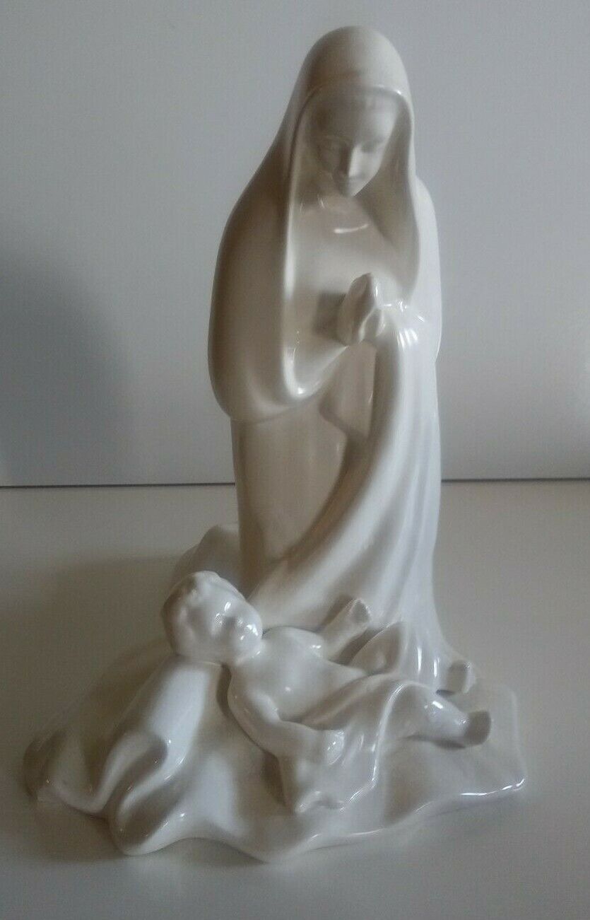 Vintage Virgin Mary Madonna & Baby Jesus Figurine Religious Christmas Statue 