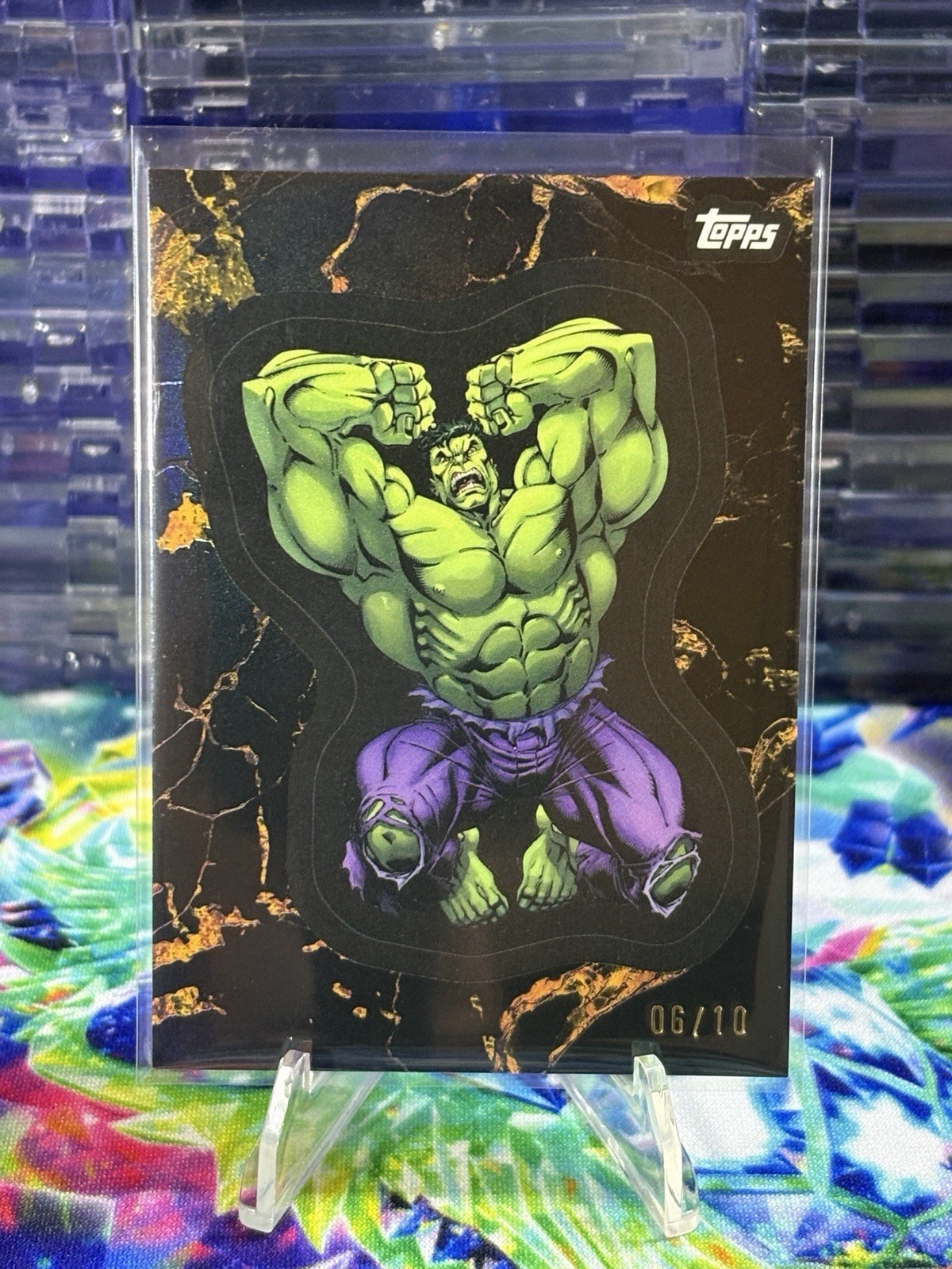 Topps 2025 Comic Book Heroes Golden Anniversary - Hulk /10 Black & Gold #121 Topps 2025 Comic Book Heroes Golden Anniversary - Hulk /10 Black & Gold #121