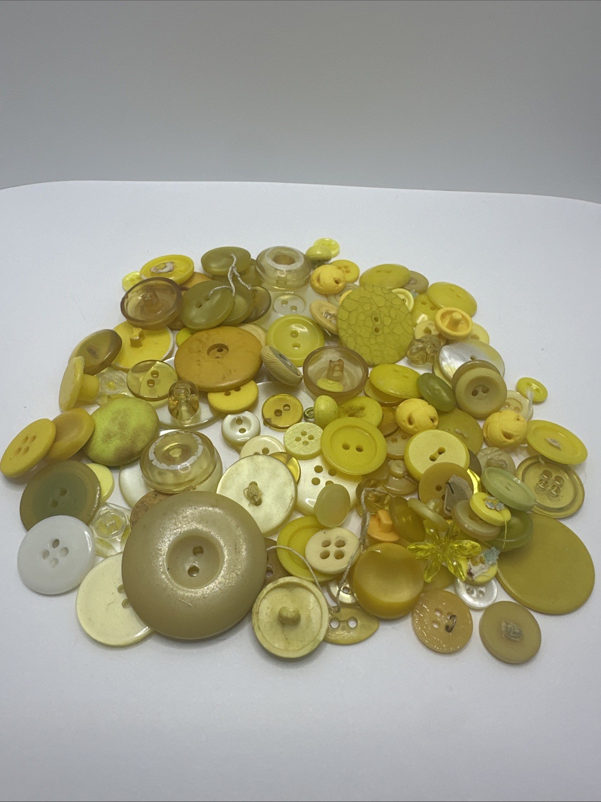 Vintage Yellow Buttons Mixed Button Lot Craft Sewing Vintage Yellow Buttons Mixed Button Lot Craft Sewing