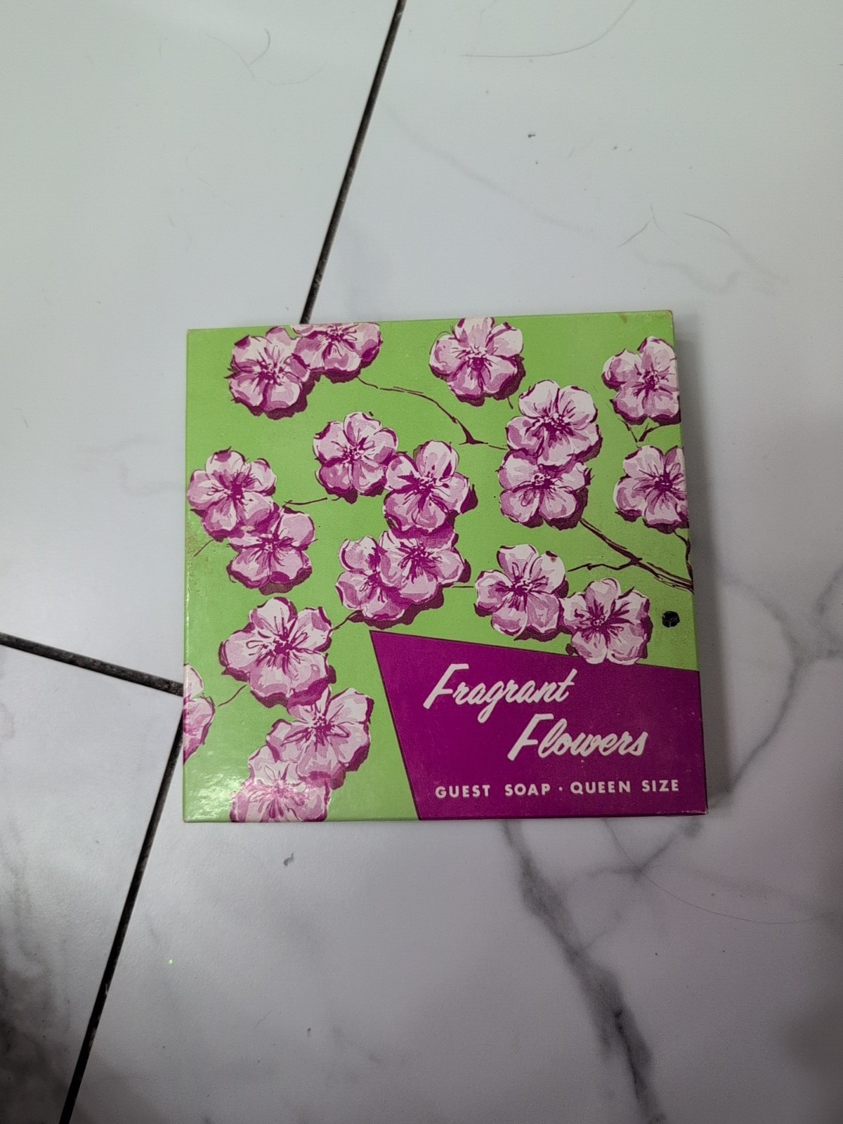 vintage "Fragrant Flowers" guest soap box a Yellow/pink cherry. Blossom. U7 vintage "Fragrant Flowers" guest soap box a Yellow/pink cherry. Blossom. U7