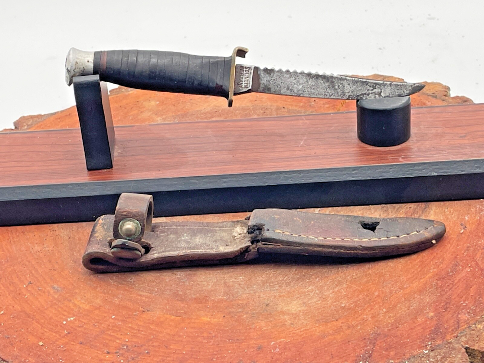 Vintage Early Overland 1660 Small Hunting/Bird knife w/orig. sheath --3036.23 Vintage Early Overland 1660 Small Hunting/Bird knife w/orig. sheath --3036.23