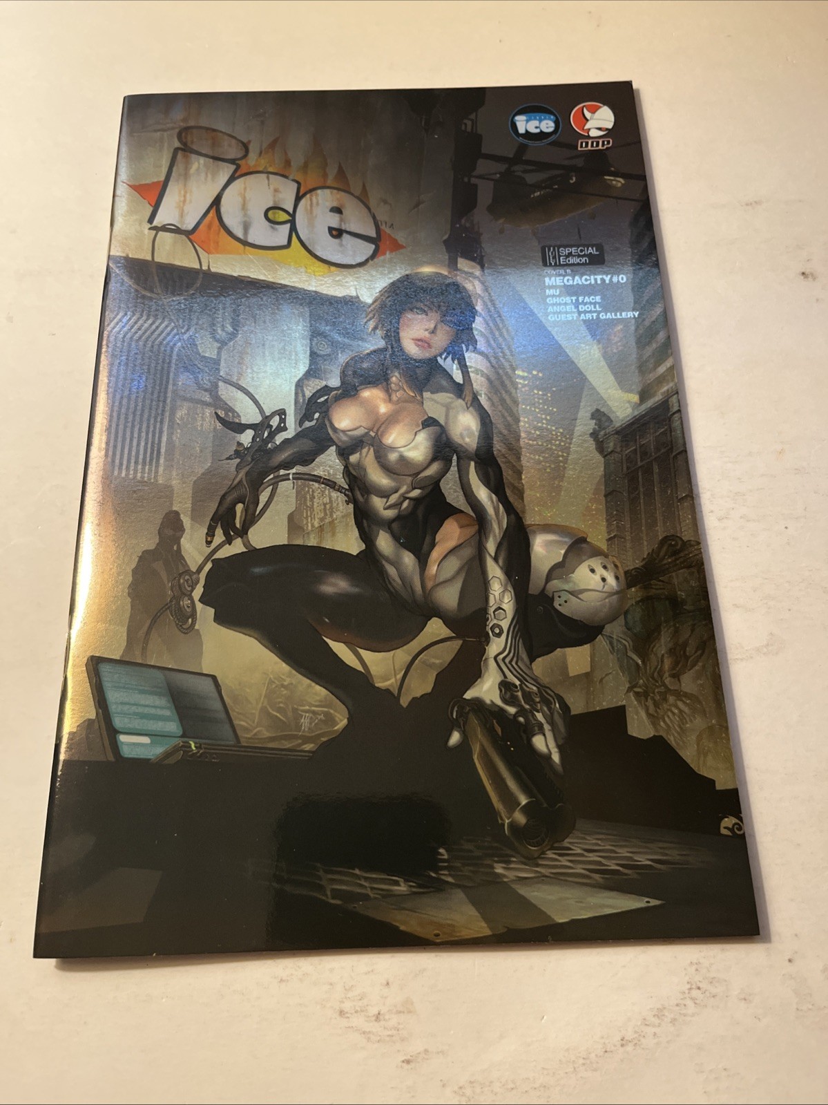 MEGACITY 909 #0 Studio Ice DDP Convention Preview Foil Variant NM/NM+ Unread MEGACITY 909 #0 Studio Ice DDP Convention Preview Foil Variant NM/NM+ Unread