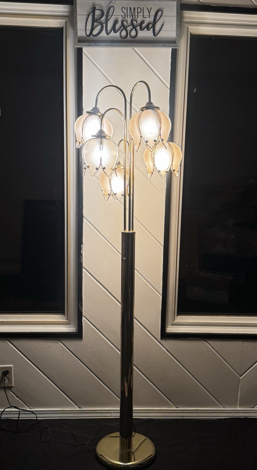 Rare Vintage 5 Arm Tulip Floor Lamp Rare Vintage 5 Arm Tulip Floor Lamp