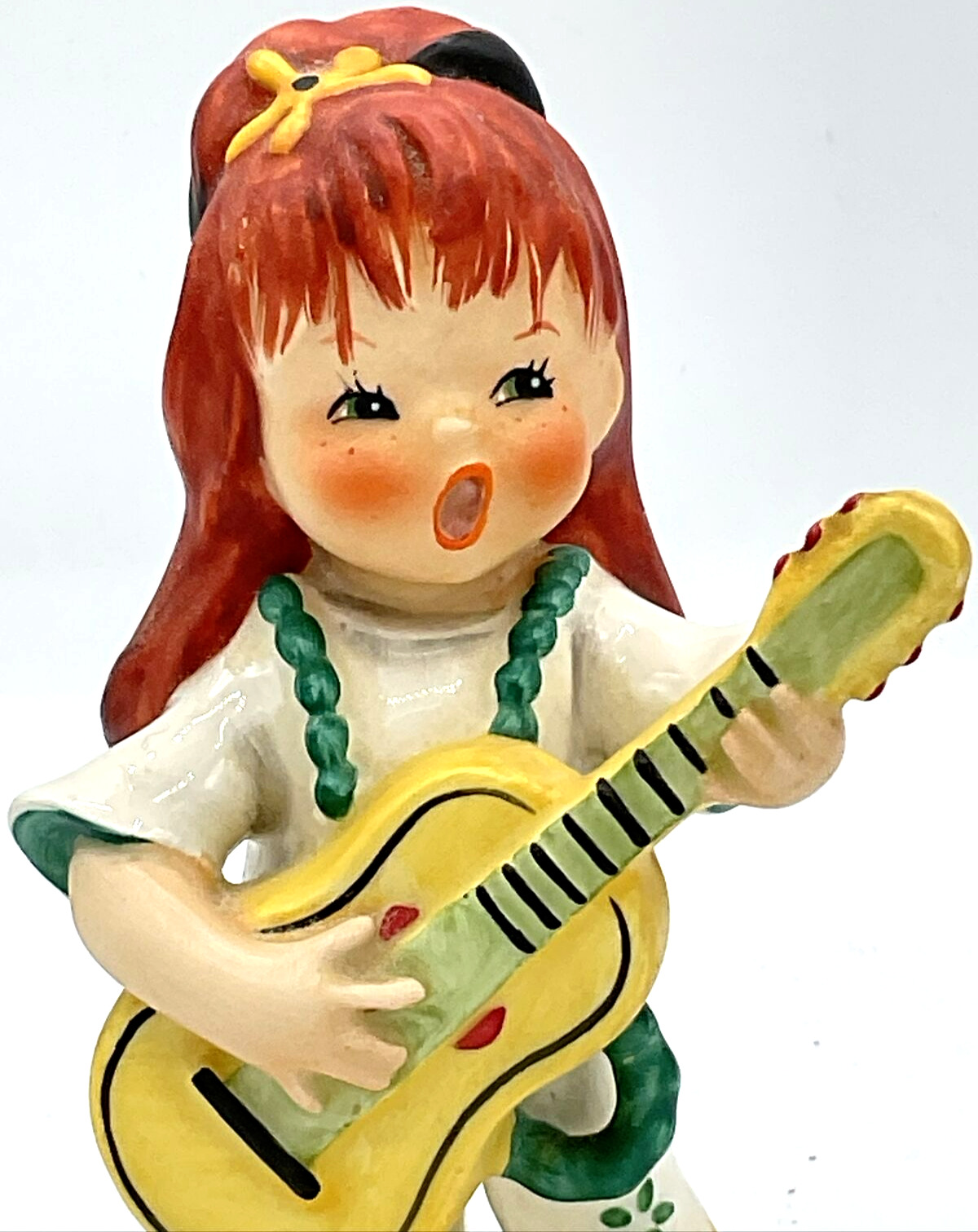 1970 Goebel Swinger Figurine Hippie Girl Guitar Red Head Flower Power Byj62