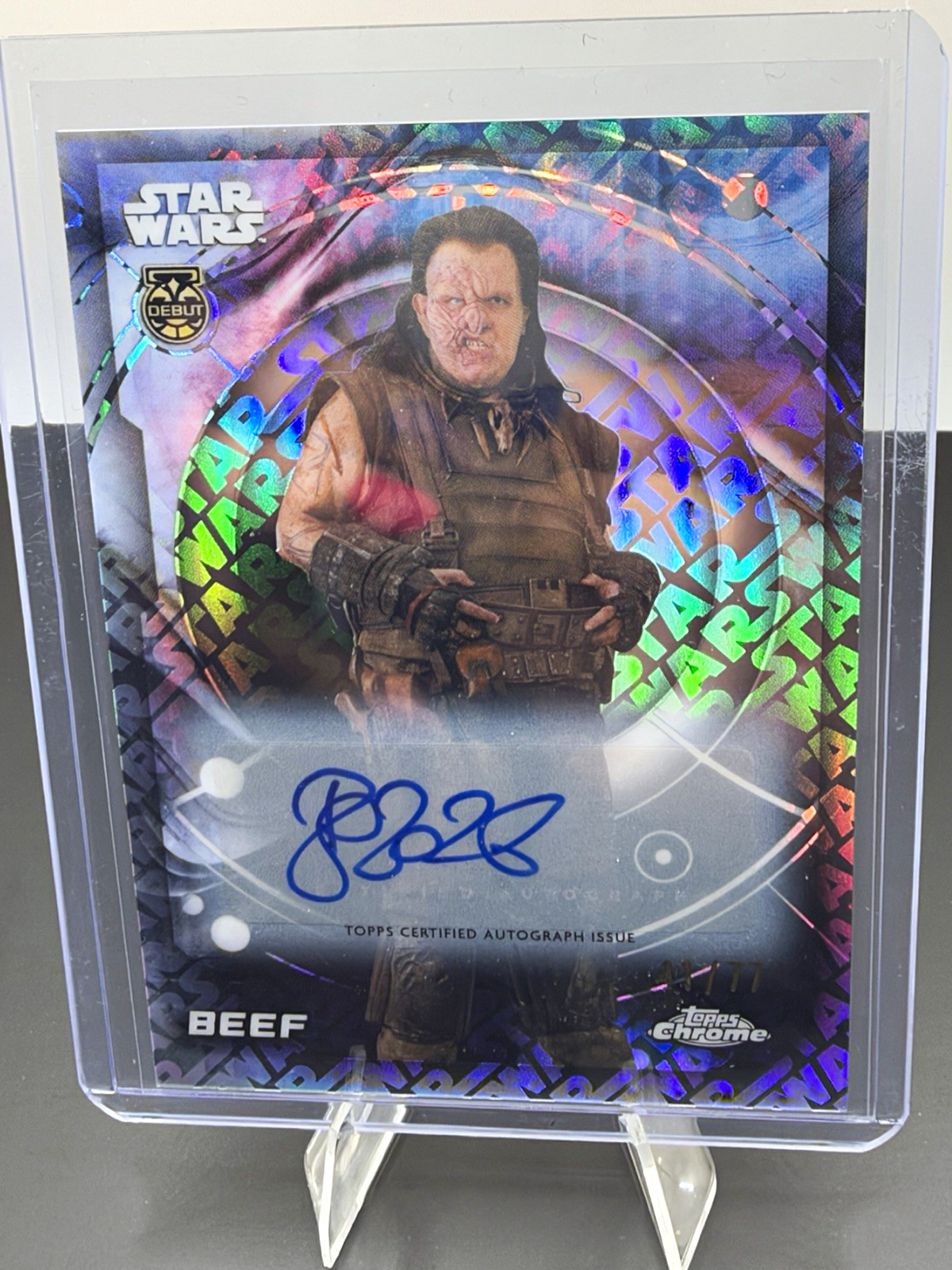 2026 Topps Chrome Star Wars Dominic Burgess Beef Debut Auto /77 #154 2026 Topps Chrome Star Wars Dominic Burgess Beef Debut Auto /77 #154
