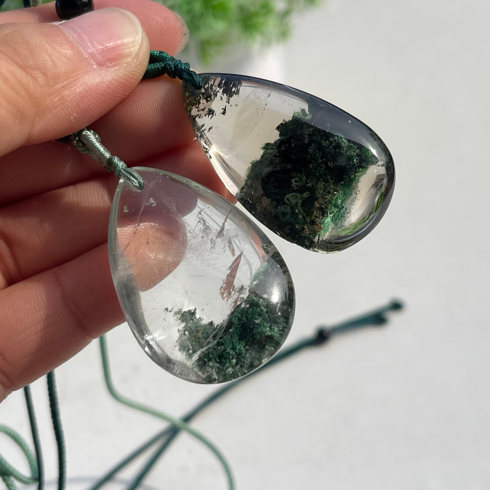 2pcs Natural Ghost Phantom Quartz Crystal Pendant Necklace Chakra Healing Rock 2pcs Natural Ghost Phantom Quartz Crystal Pendant Necklace Chakra Healing Rock