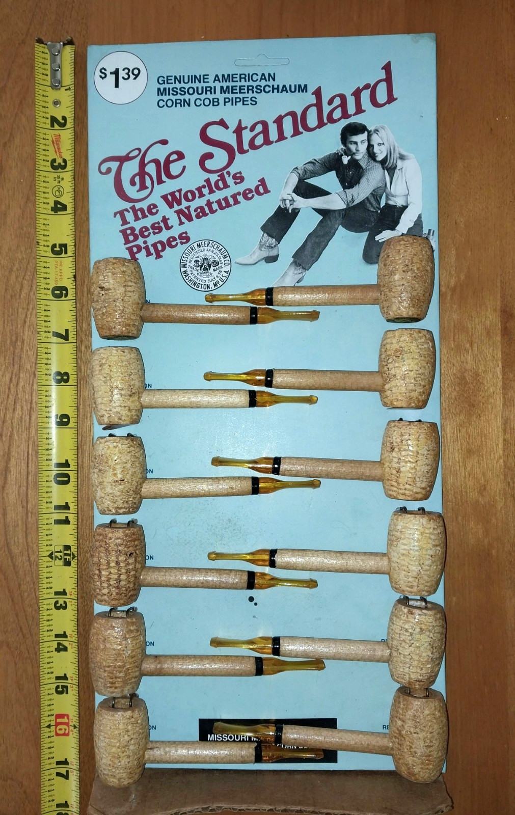 Vtg 1970s Missouri Meerschaum Corn Cob Pipes 1 Dozen #490 Store Counter Display Vtg 1970s Missouri Meerschaum Corn Cob Pipes 1 Dozen #490 Store Counter Display