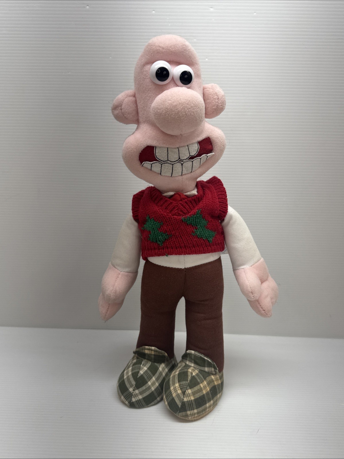 Vintage 1989 Wallace And Gromit “Wallace” 15" Plush Red Vest Soft Rare Vintage 1989 Wallace And Gromit “Wallace” 15" Plush Red Vest Soft Rare