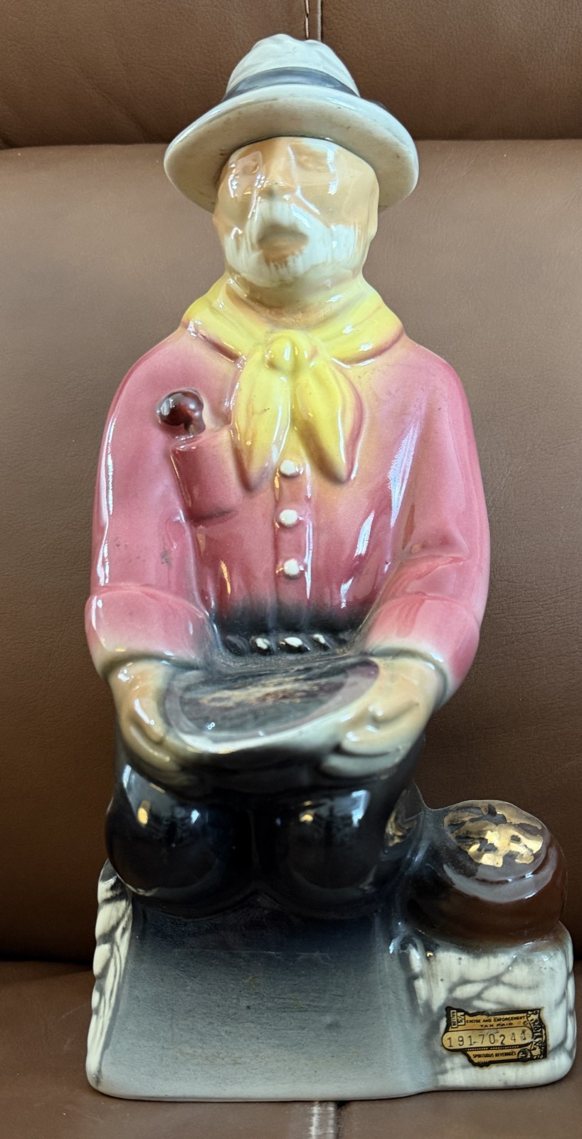 VINTAGE 1969 EZRA BROOKS GOLD RUSH MINER HERITAGE CHINA DECANTER VINTAGE 1969 EZRA BROOKS GOLD RUSH MINER HERITAGE CHINA DECANTER