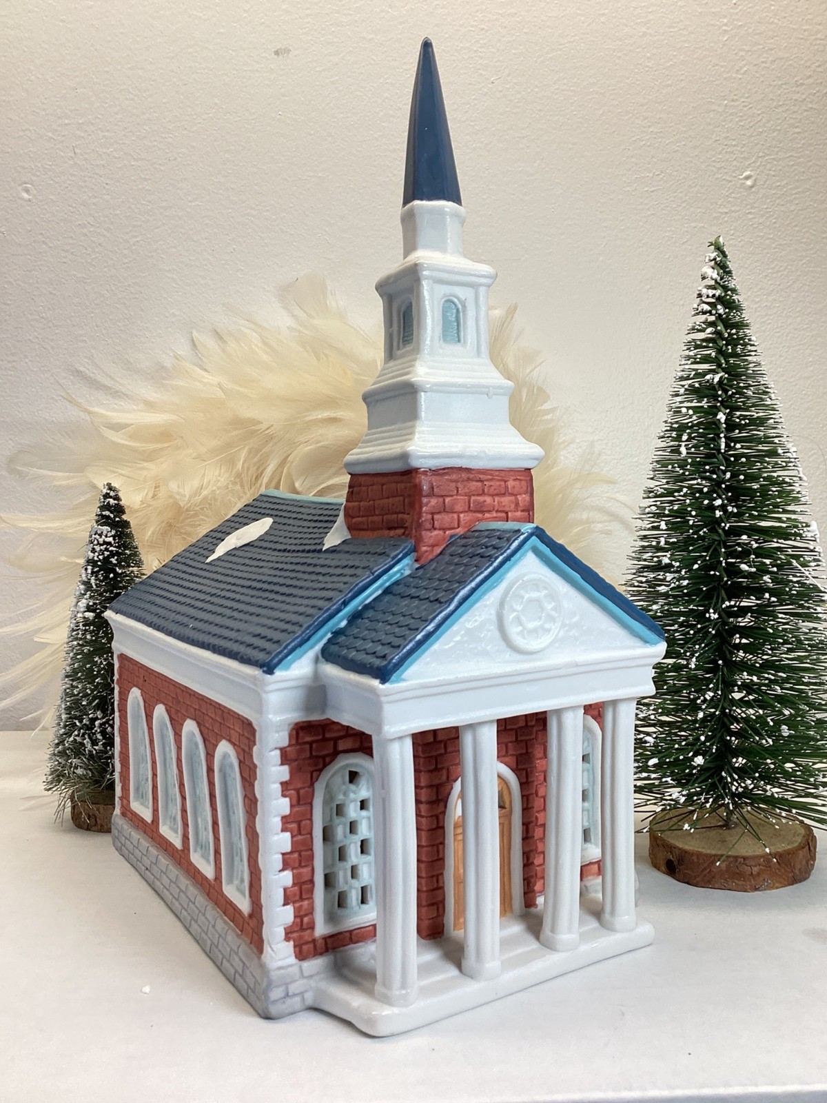 1993 Dickens Keepsake Church Porcelain Village Christmas Decor Collectible