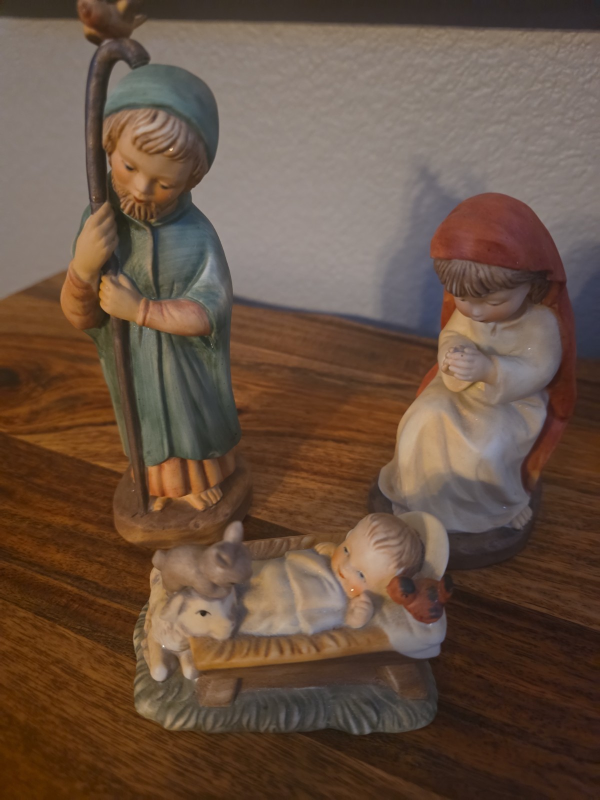 DICKMAL CREATION X-2400 Porcelain Christmas 3pc Nativity Set Holy Family VTG 70s DICKMAL CREATION X-2400 Porcelain Christmas 3pc Nativity Set Holy Family VTG 70s