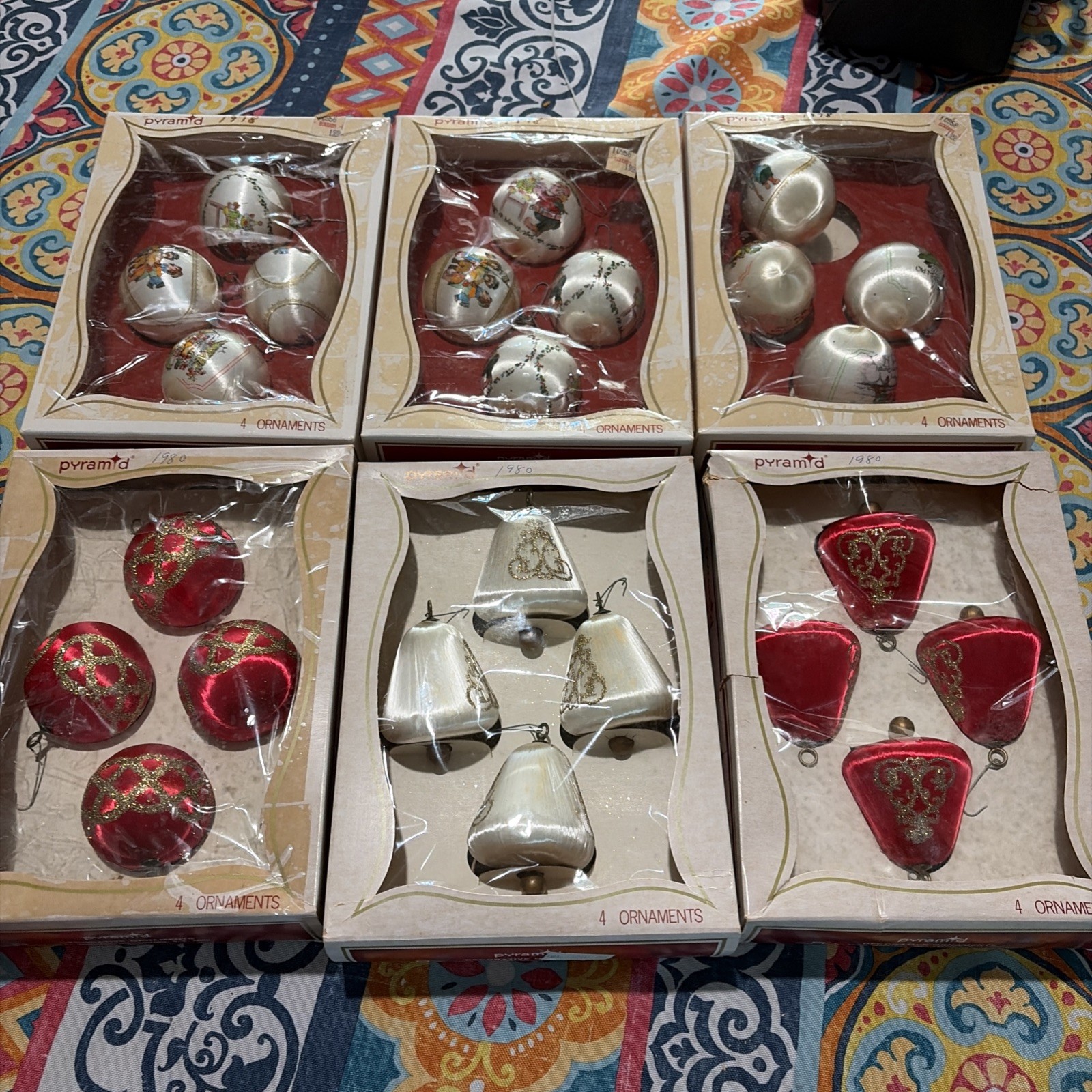Vintage 1978-80’s SPUN SATIN Christmas Tree Ornaments RED, white Round & Bells Vintage 1978-80’s SPUN SATIN Christmas Tree Ornaments RED, white Round & Bells