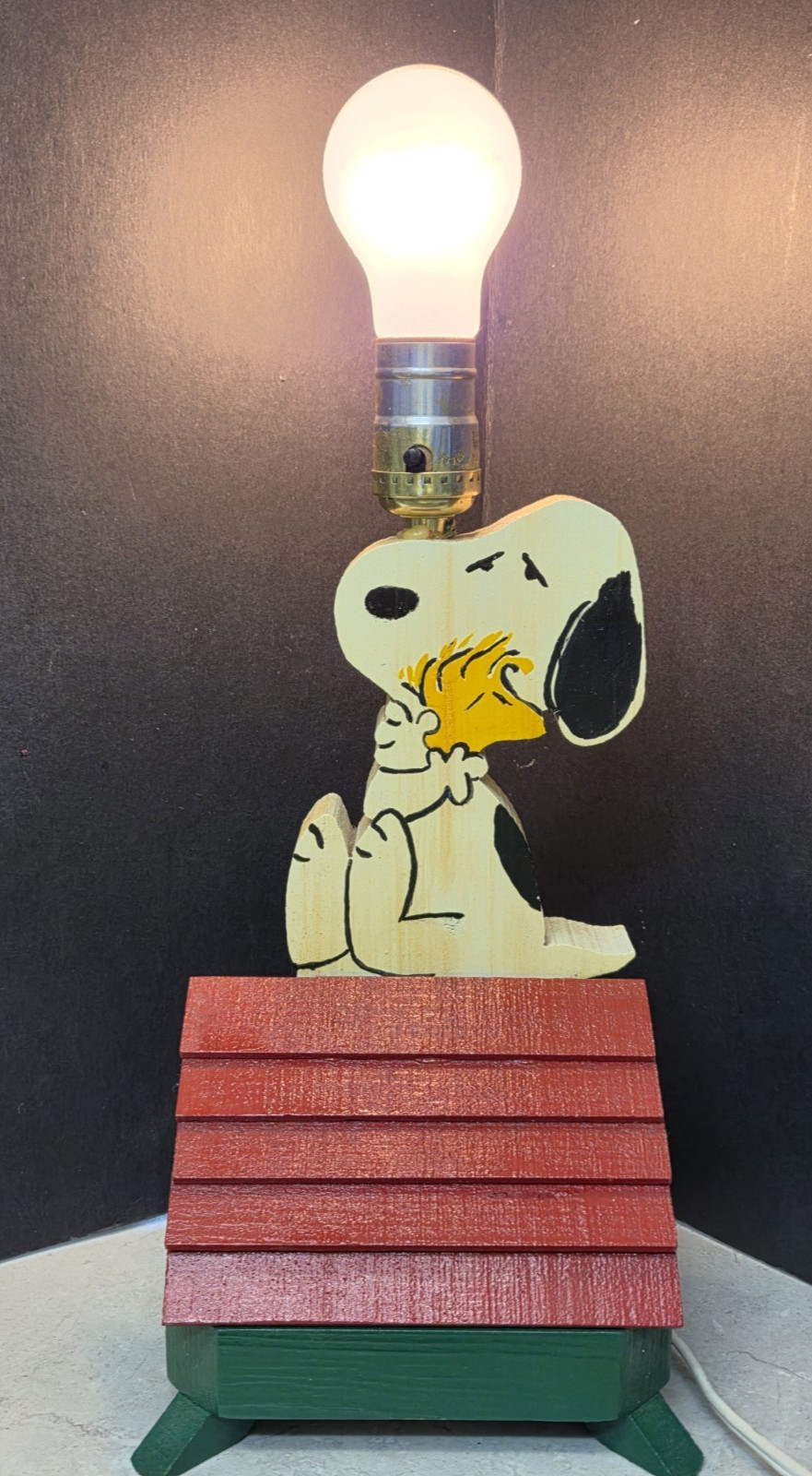 Vintage 1970's Snoopy and Woodstock Peanuts Doghouse 13" Tall Wooden Lamp Vintage 1970's Snoopy and Woodstock Peanuts Doghouse 13" Tall Wooden Lamp