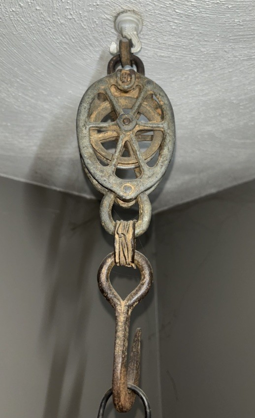 Vintage 1900s Antique Metal Barn Farm Nautical Pulley Block 11.5"L x4.75"W Vintage 1900s Antique Metal Barn Farm Nautical Pulley Block 11.5"L x4.75"W