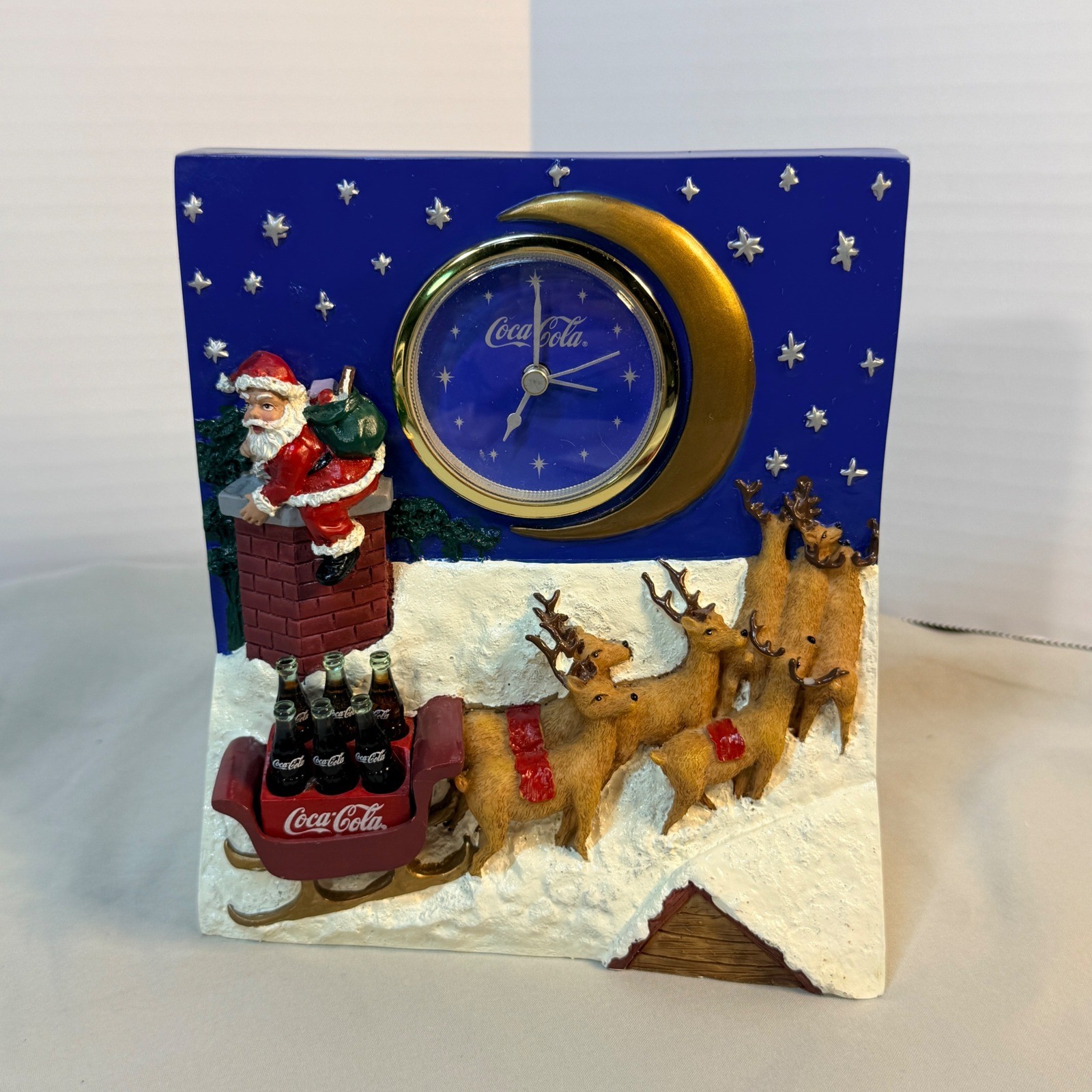 Vintage 1998 Coca-Cola Christmas Santa Reindeer Sleigh Desk Clock Blue Gold Vintage 1998 Coca-Cola Christmas Santa Reindeer Sleigh Desk Clock Blue Gold