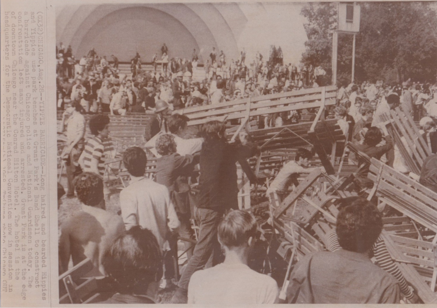 1968 Press Photo Hippies Protest the 1968 Democratic National Convention Chicago 1968 Press Photo Hippies Protest the 1968 Democratic National Convention Chicago