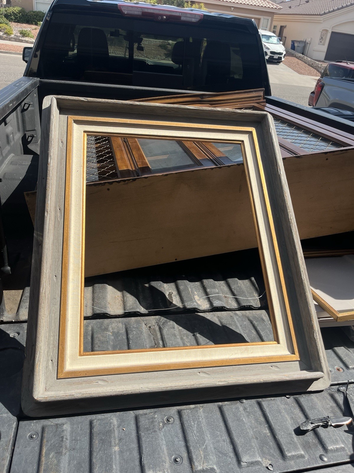 Vintage Closed Corner Wood Artist Wood Frame 22x28
