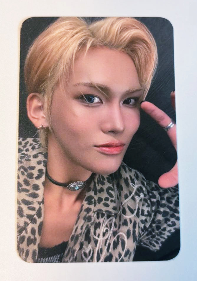 XLOV Trading Card Manila Concert limited Rare Good condition Unused From Japan