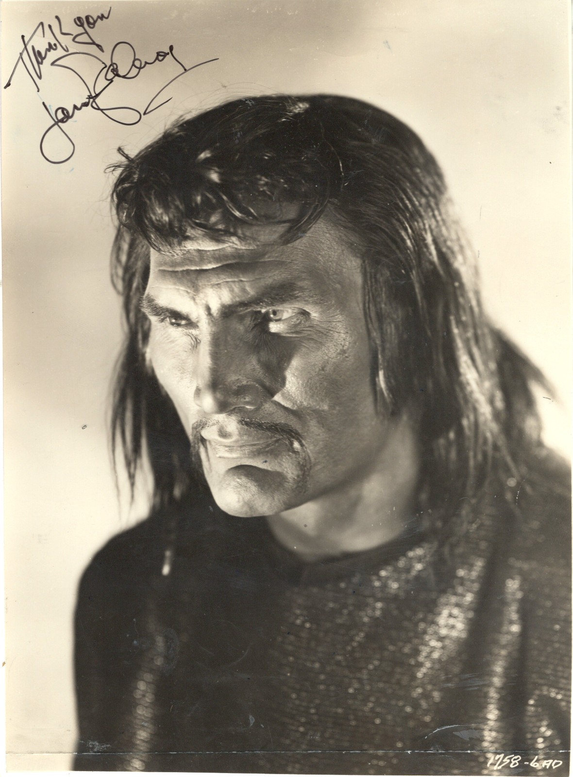 AMERICAN OSCAR WINNER SUPPORTING ACTOR JACK PALANCE, SIGNED VINTAGE STUDIO PHOTO