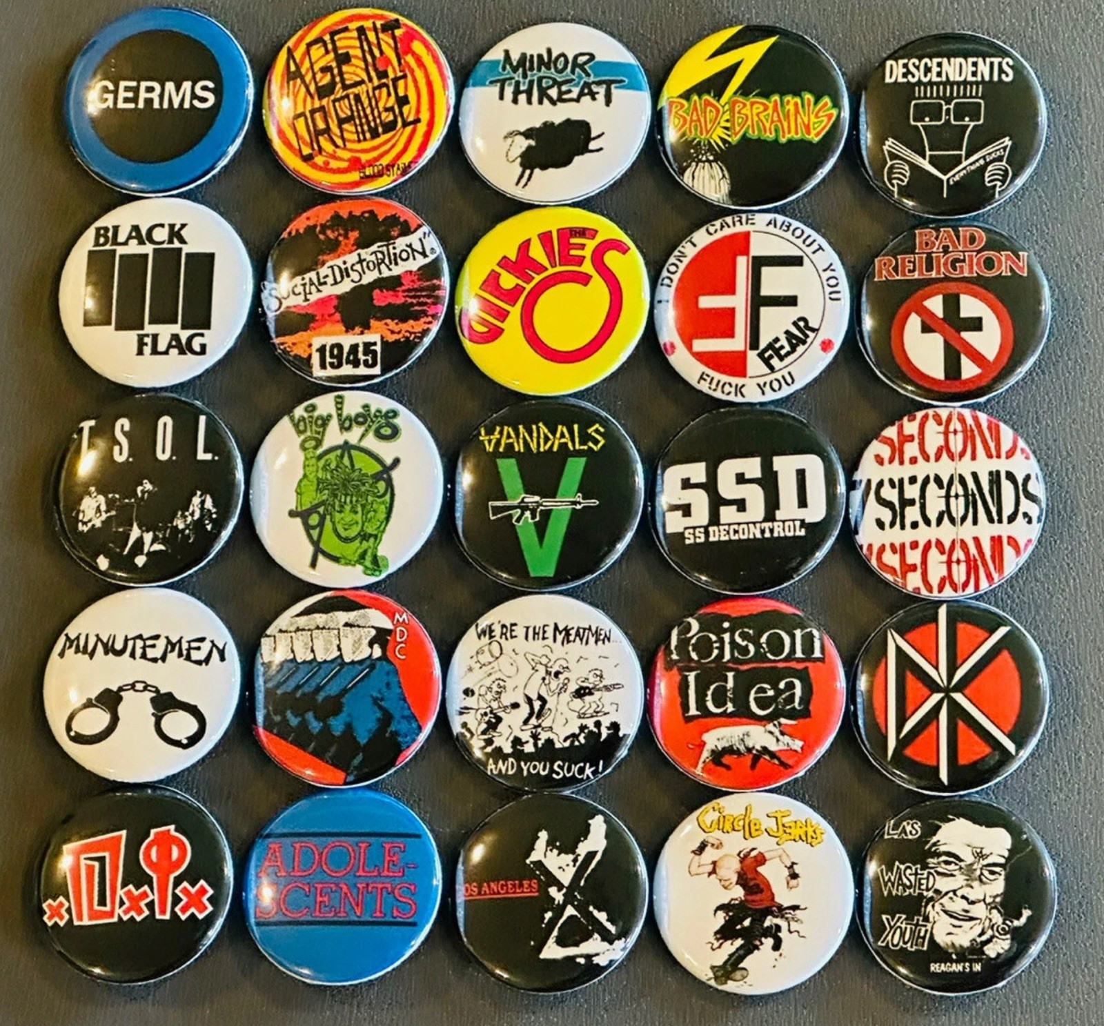 Assorted US Punk Buttons / Pins Set Of 25 Assorted US Punk Buttons / Pins Set Of 25