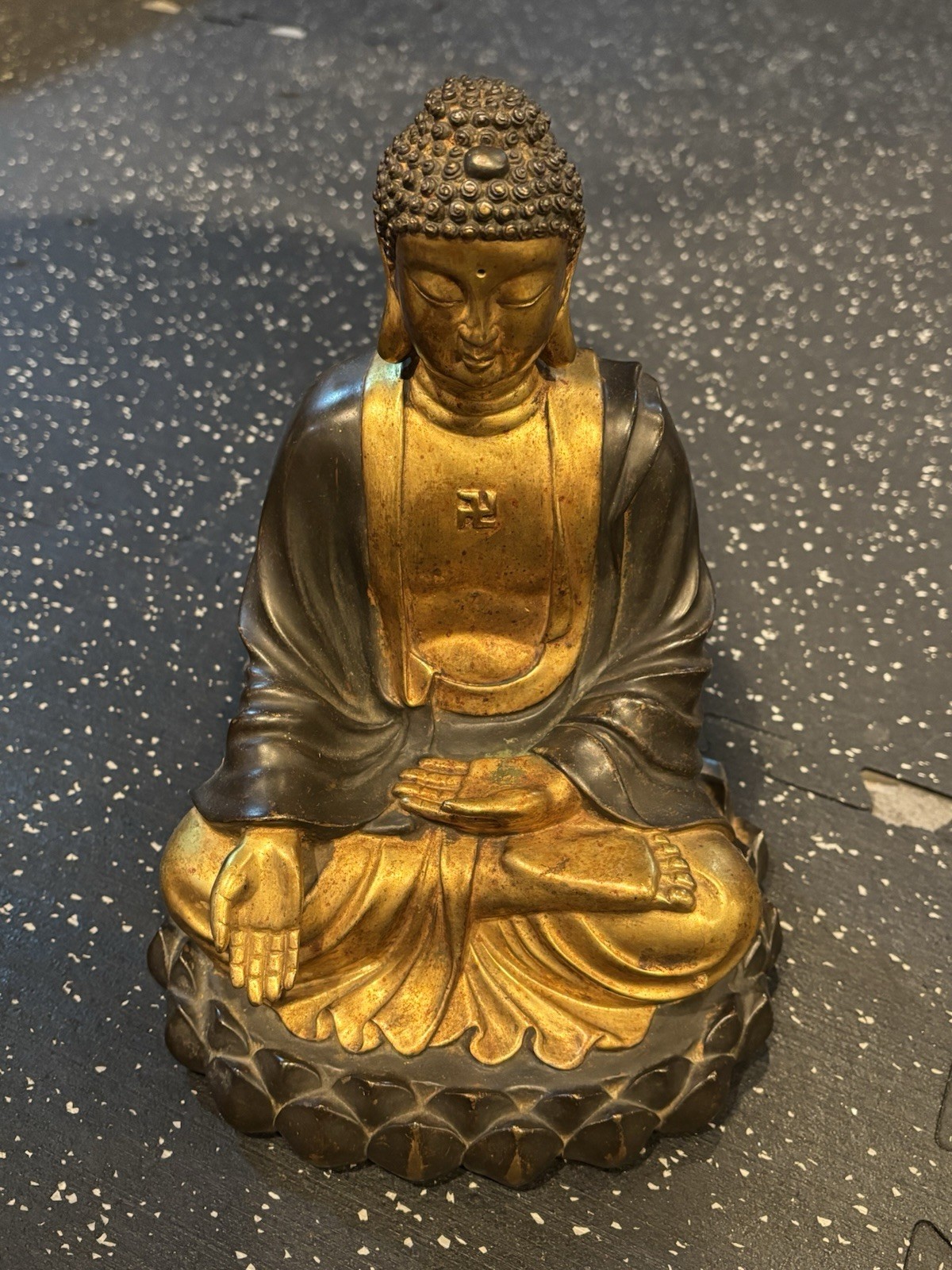 Heavy 7 lb Chinese Bronze Buddha Statue Parcel Gilt Patina Lotus 10” Vintage