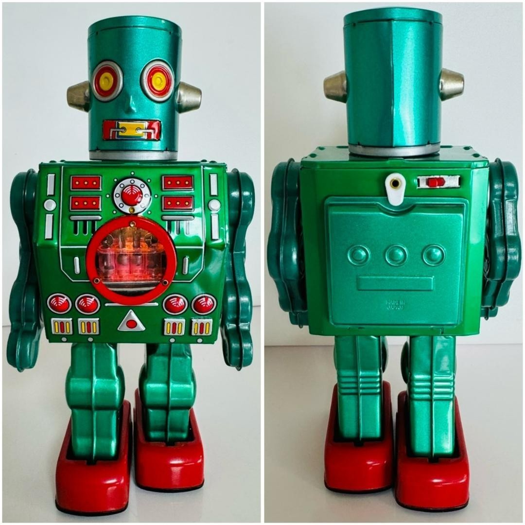Metal House Energy Robot Tin Robot Green Collection Figure Toy w/Box Used Item Metal House Energy Robot Tin Robot Green Collection Figure Toy w/Box Used Item