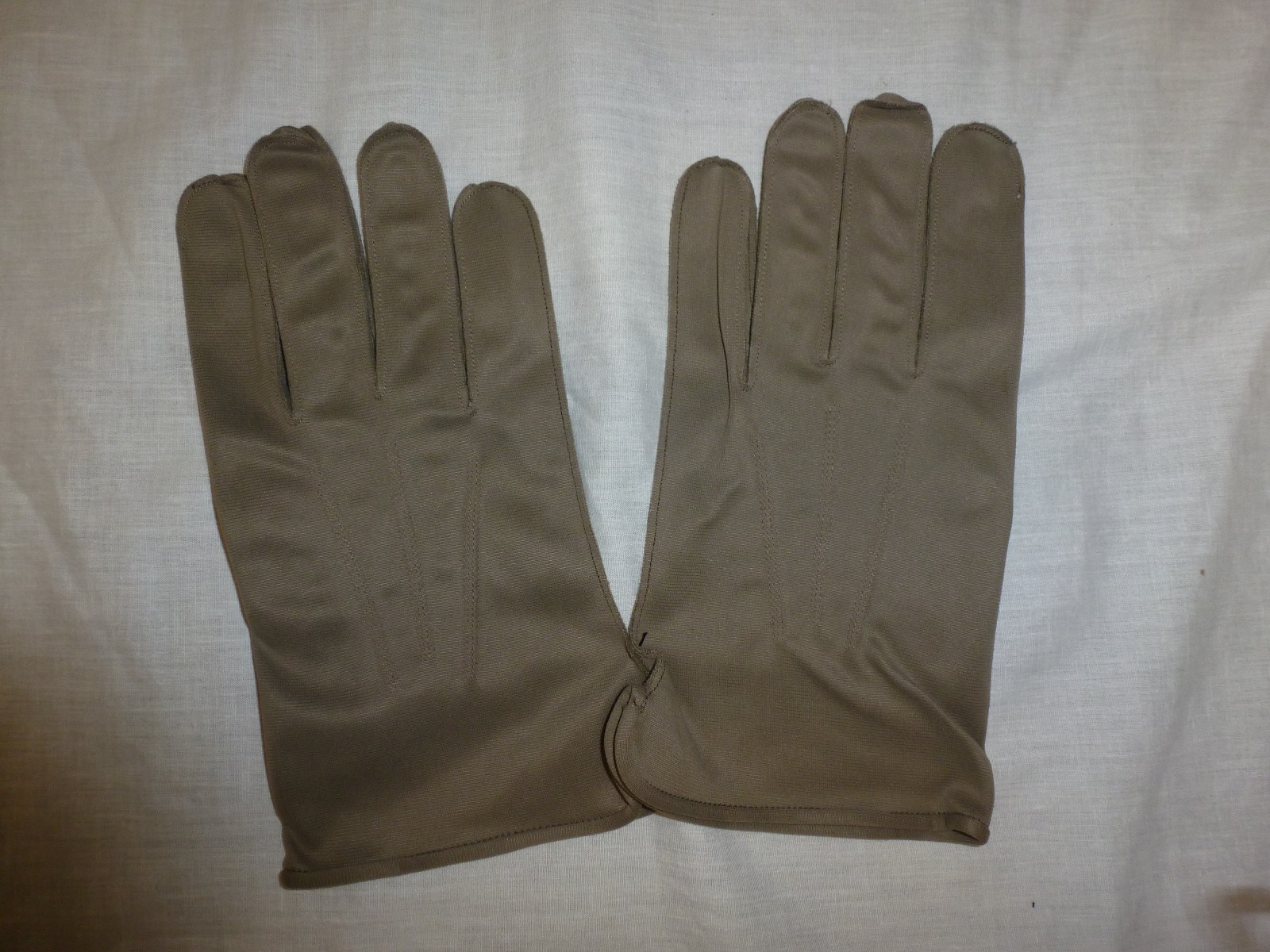 Gray Dress Gloves Military Nylon Parade Band Waiter Formal Sz 12 New Gray Dress Gloves Military Nylon Parade Band Waiter Formal Sz 12 New