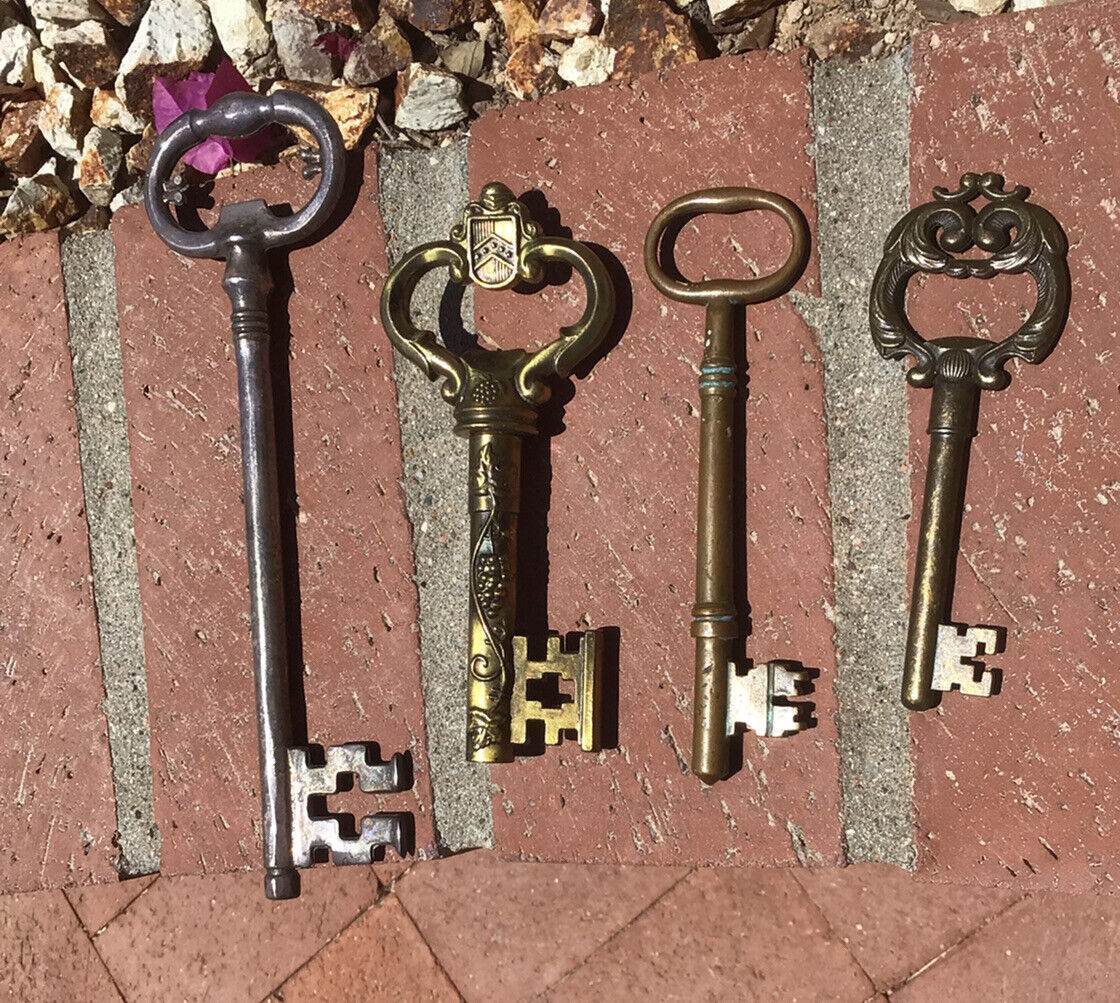 lot of 4 antique large Skeleton Keys 8 1/2”, 5 1/2” (2) 4 3/4”