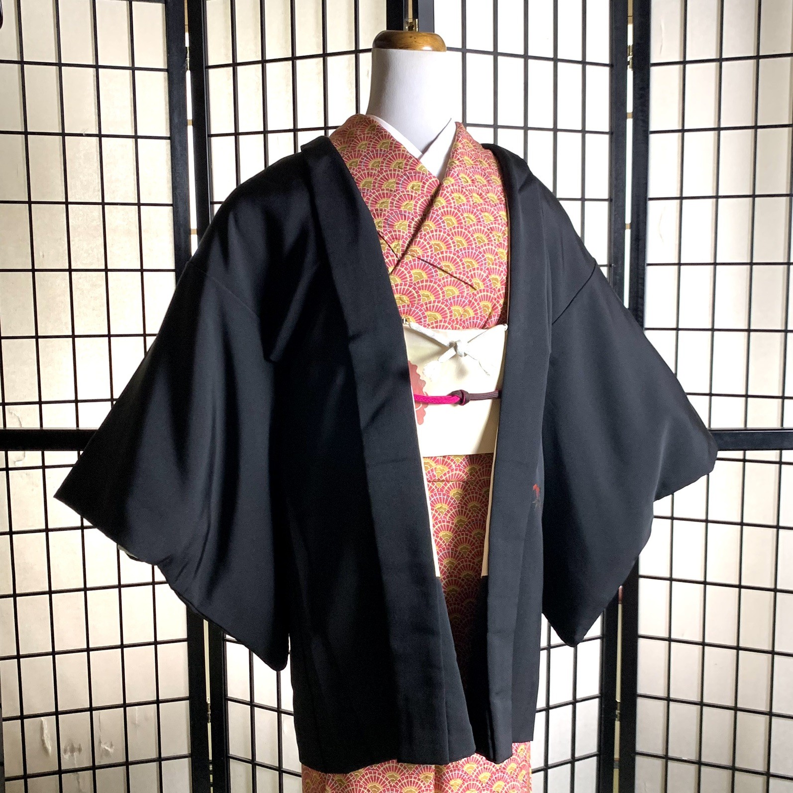 Vintage Japanese Kimono 5-Piece Set – Haori, Kimono, Nagoya Obi & Accessories Vintage Japanese Kimono 5-Piece Set – Haori, Kimono, Nagoya Obi & Accessories